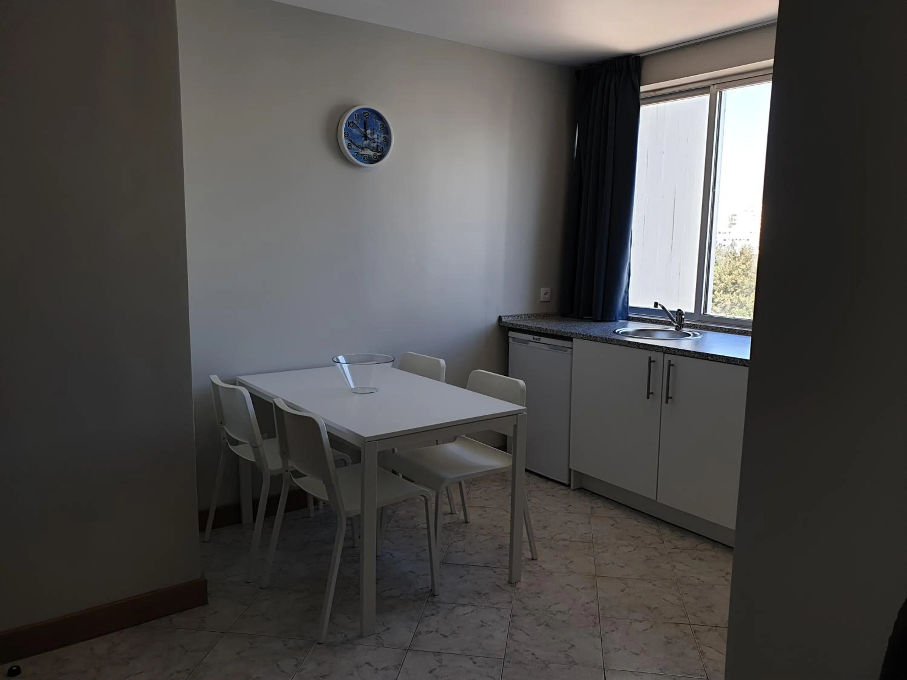 Kitchen or kitchenette in Tarik by Atlantichotels - AL