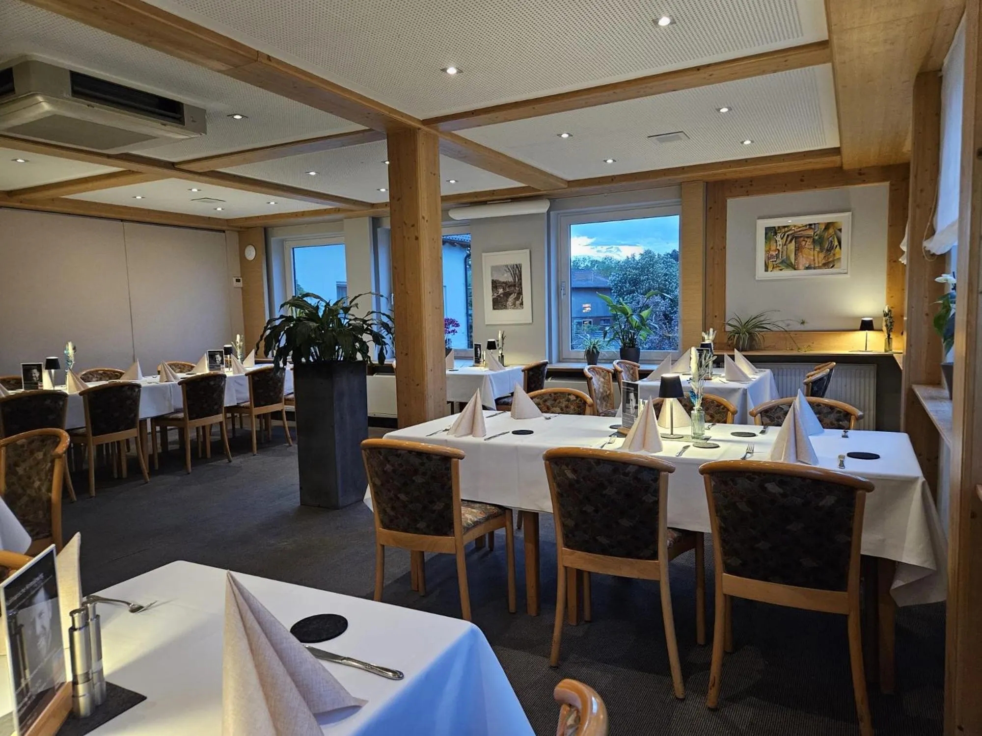Restaurant/places to eat in Hotel Hirt