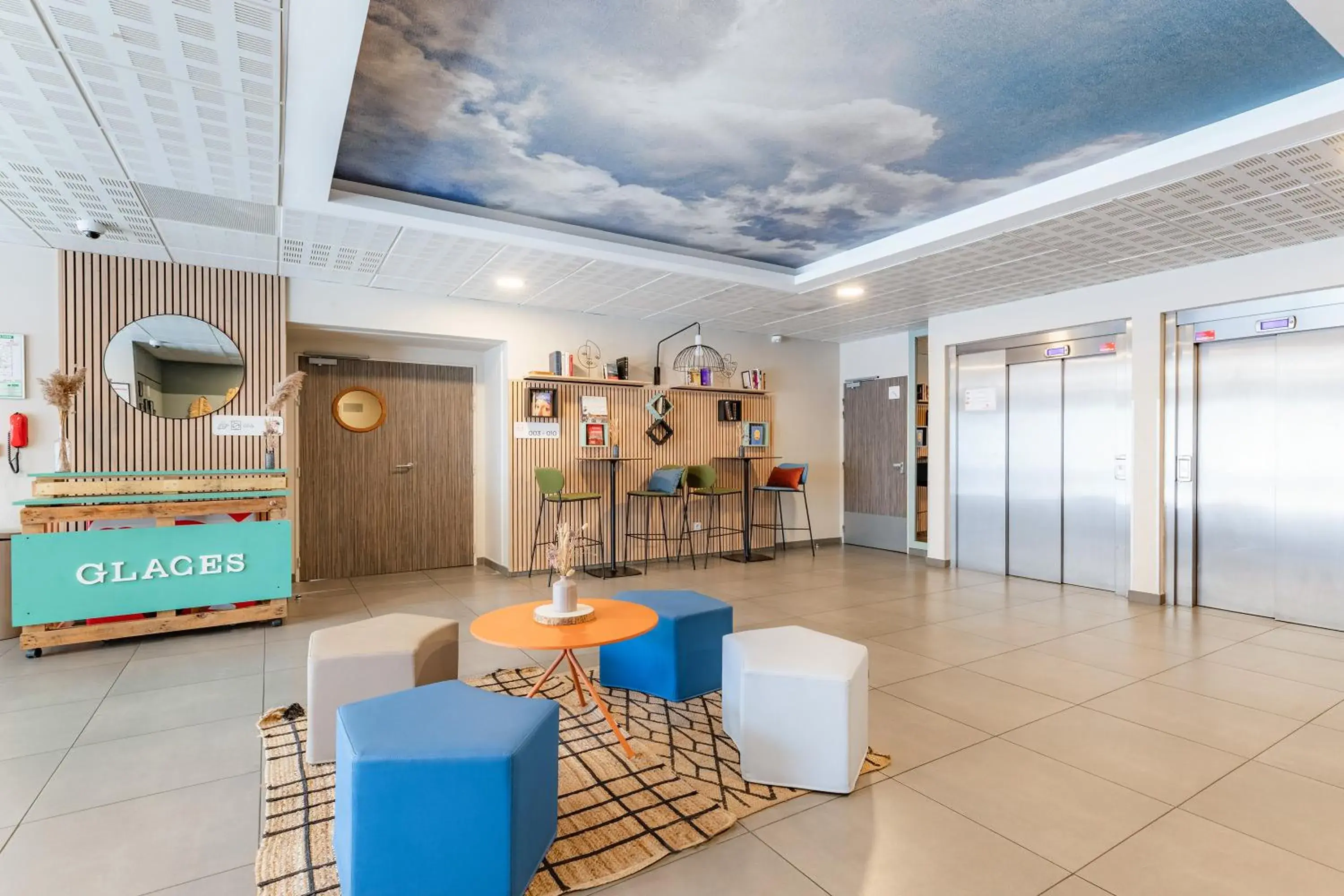 Lobby or reception in Appart'City Confort Perpignan Centre Gare Lobby or reception in Appart'City Confort Perpignan Centre Gare