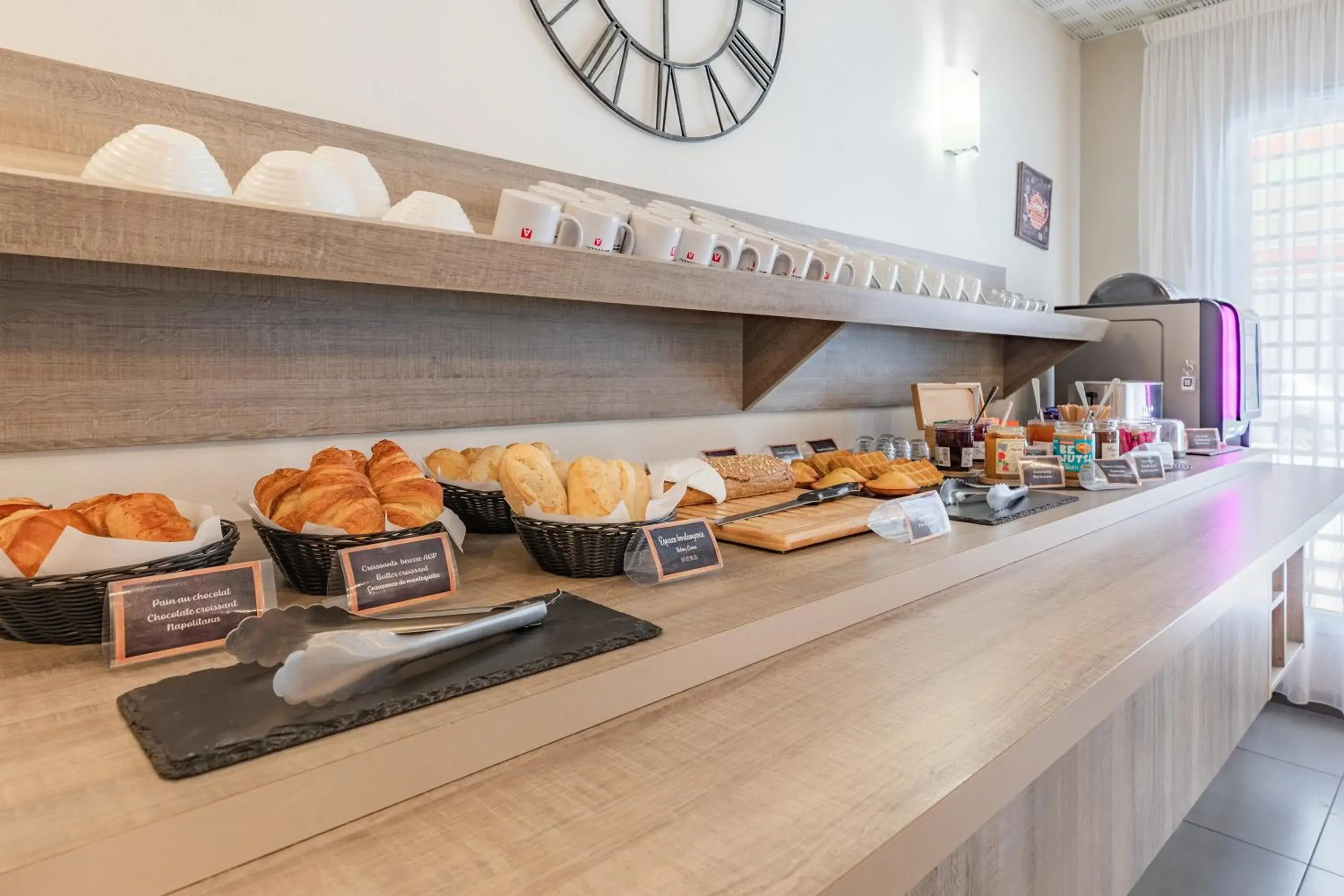 Food in Appart'City Confort Perpignan Centre Gare Food in Appart'City Confort Perpignan Centre Gare