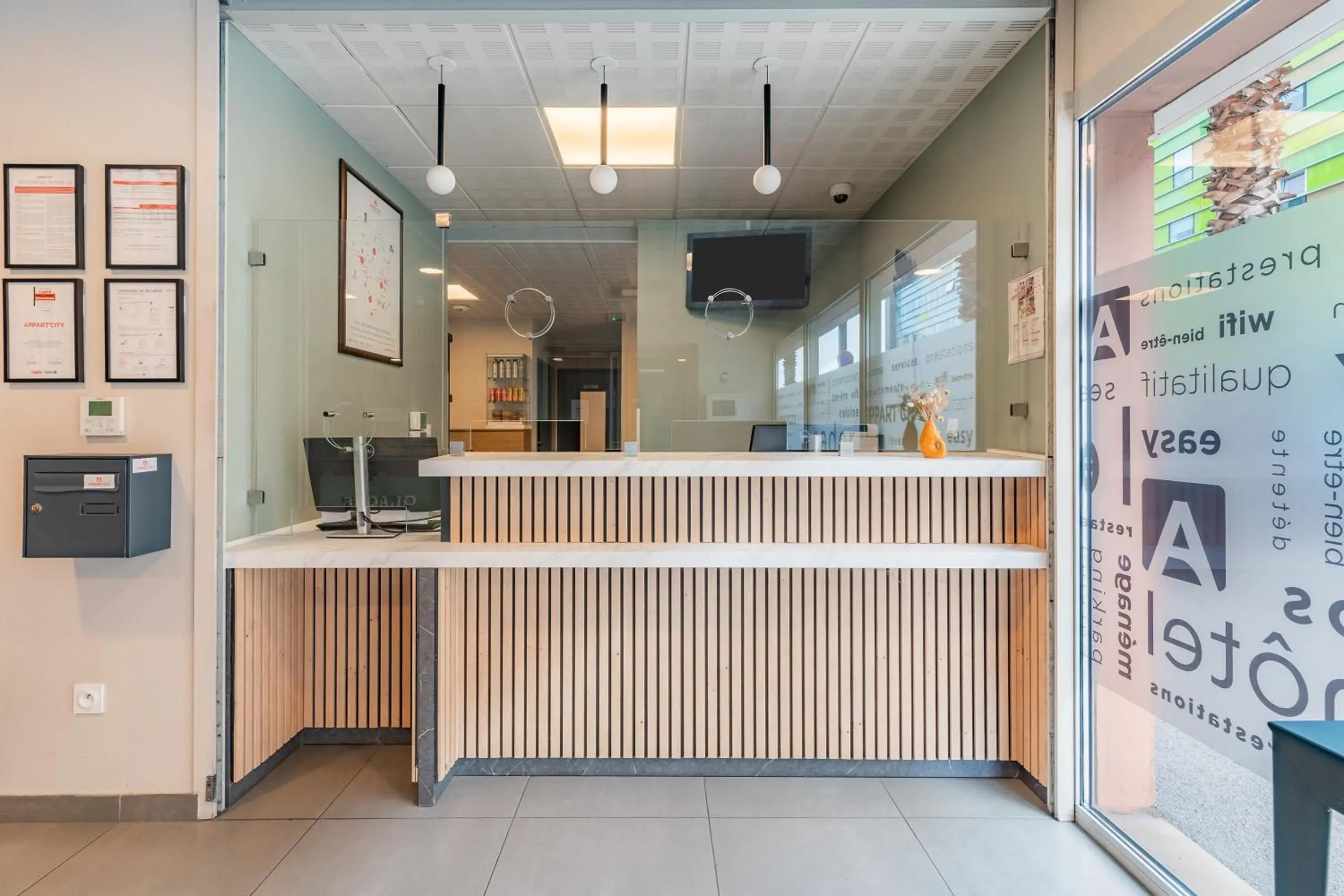 Lobby or reception in Appart'City Confort Perpignan Centre Gare Lobby or reception in Appart'City Confort Perpignan Centre Gare