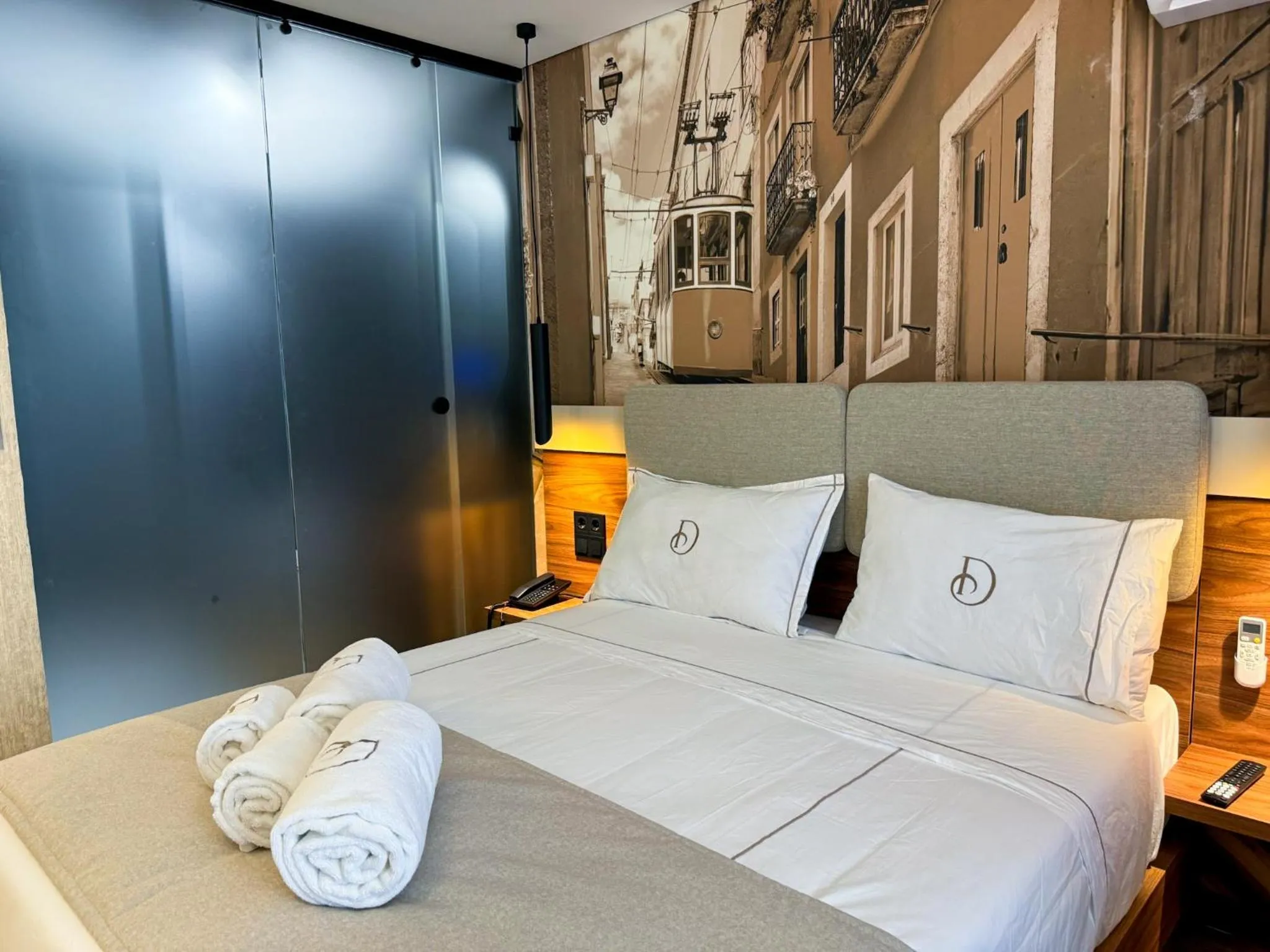 Bed in Dom João Glamour Hotel