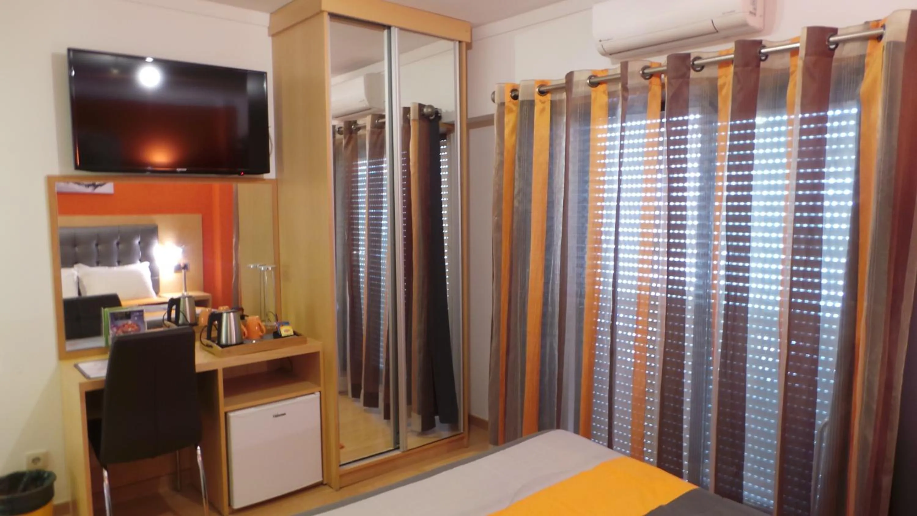 Bedroom, Bed in Dom João Glamour Hotel