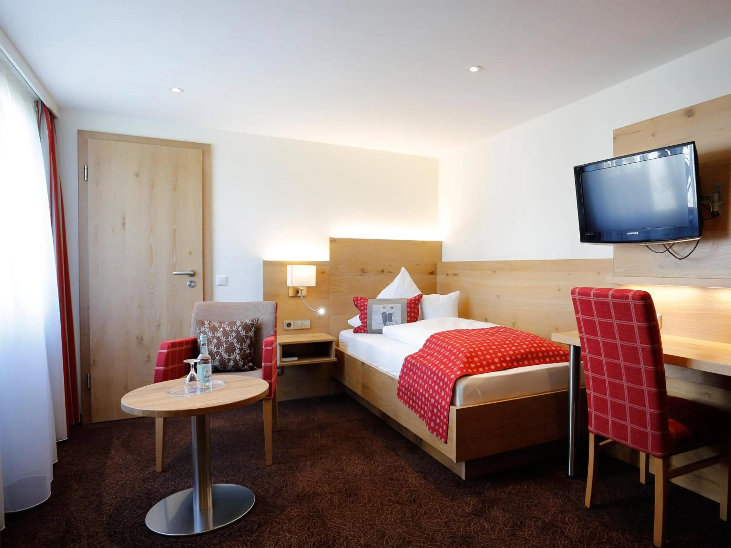 TV and multimedia, Bed in Landhotel Mohren