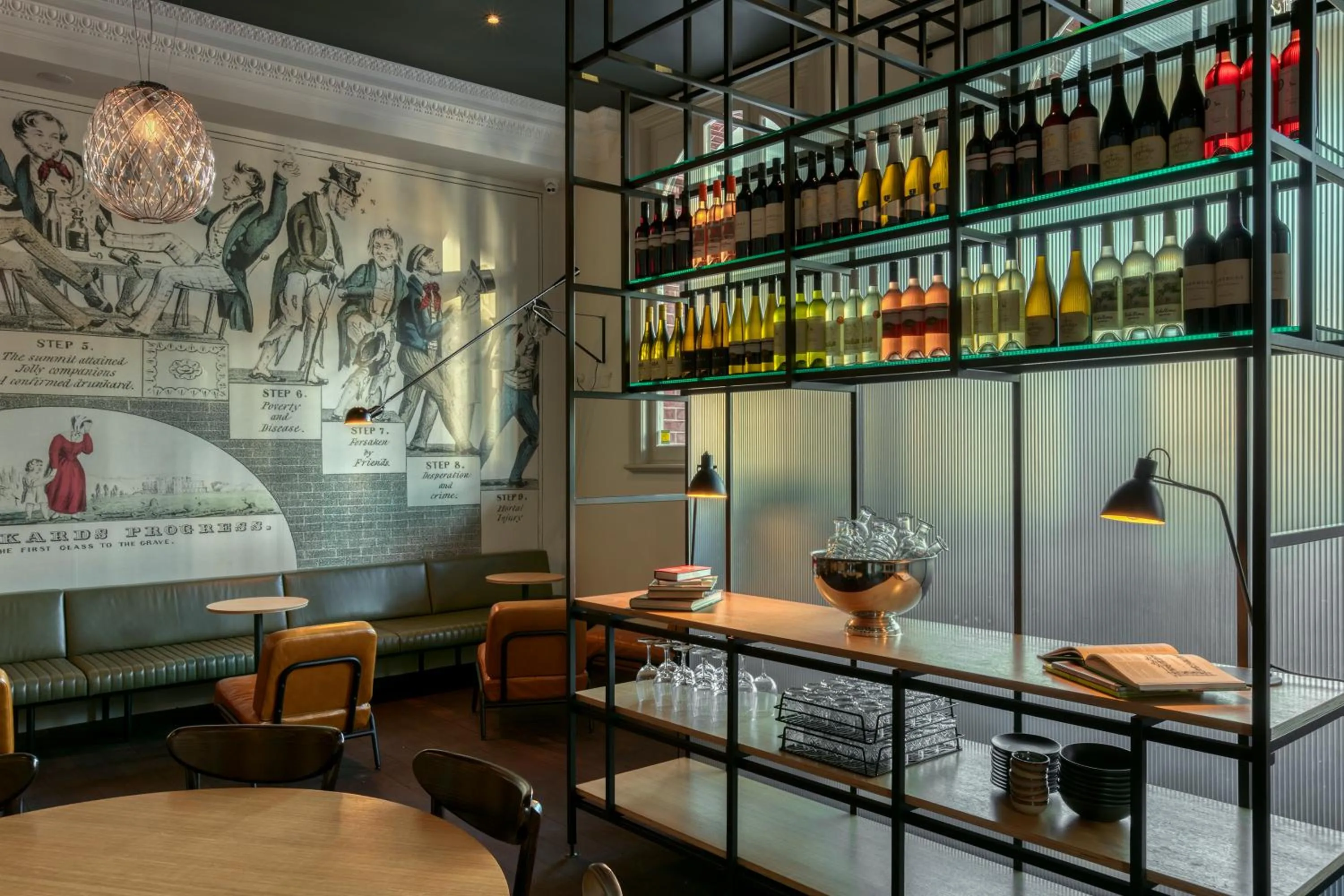 Lounge or bar in Farmers Home Hotel