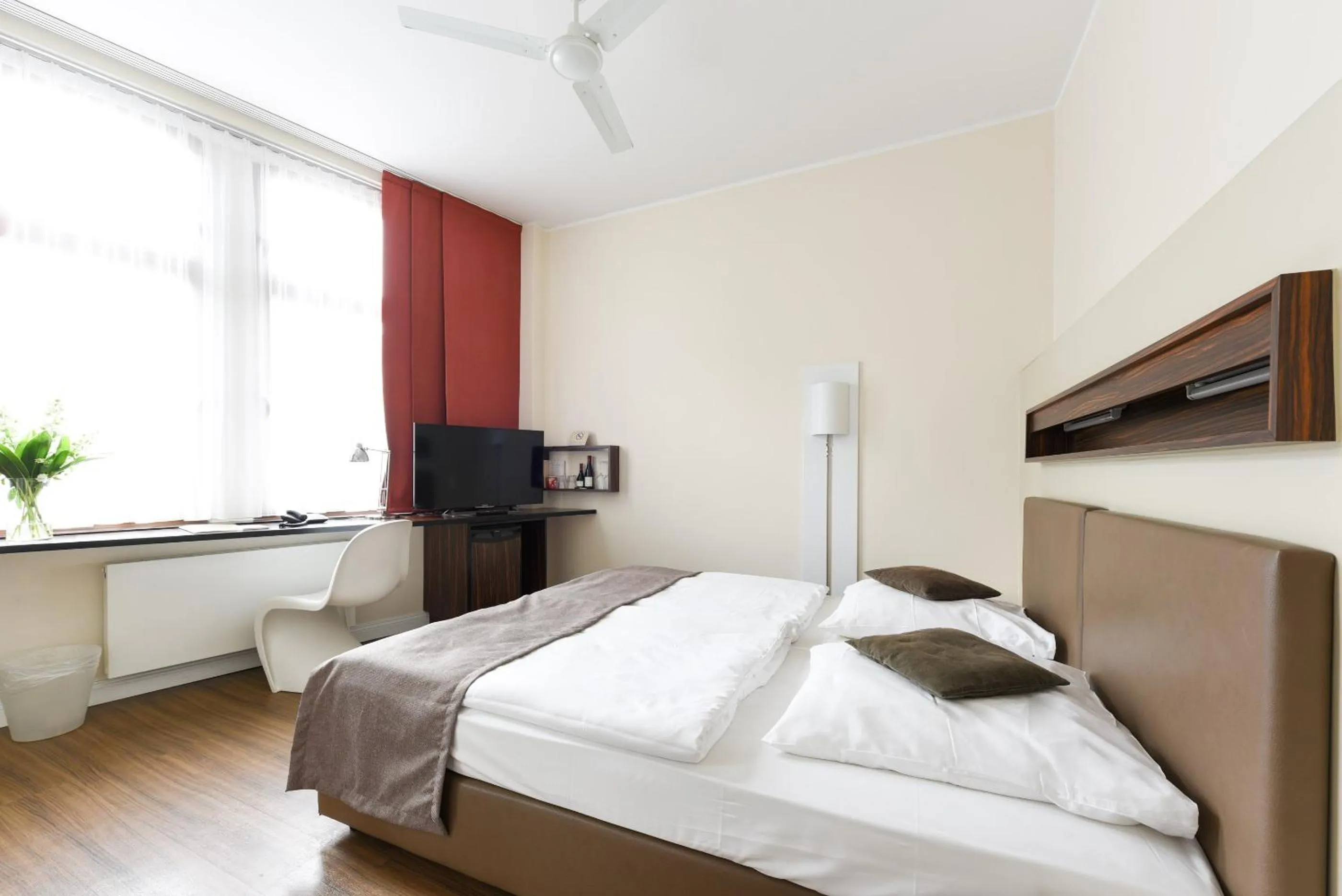 Photo of the whole room, Bed in Hotel Casa Colonia