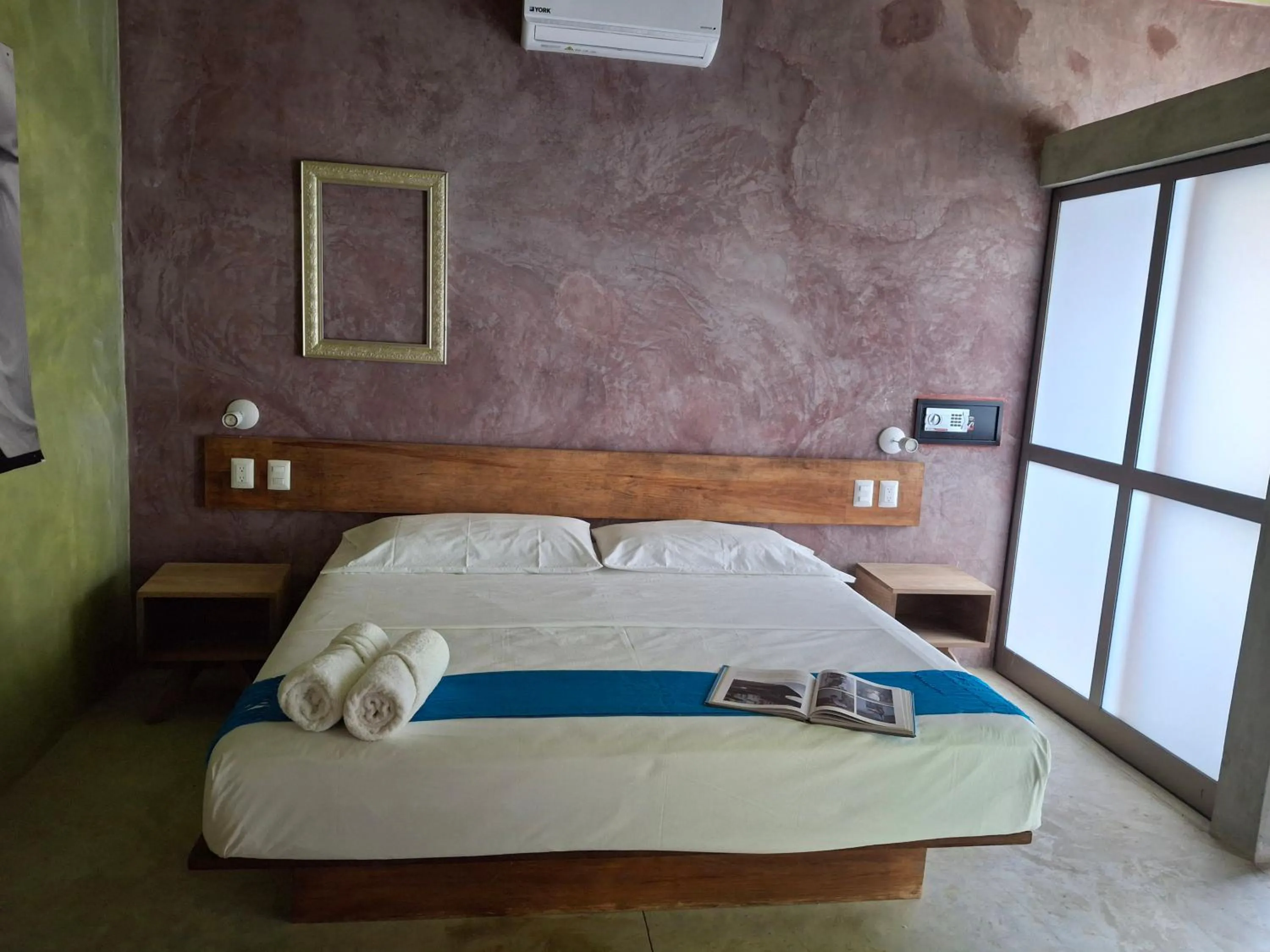 Bed in Hotel Pochote Mazunte