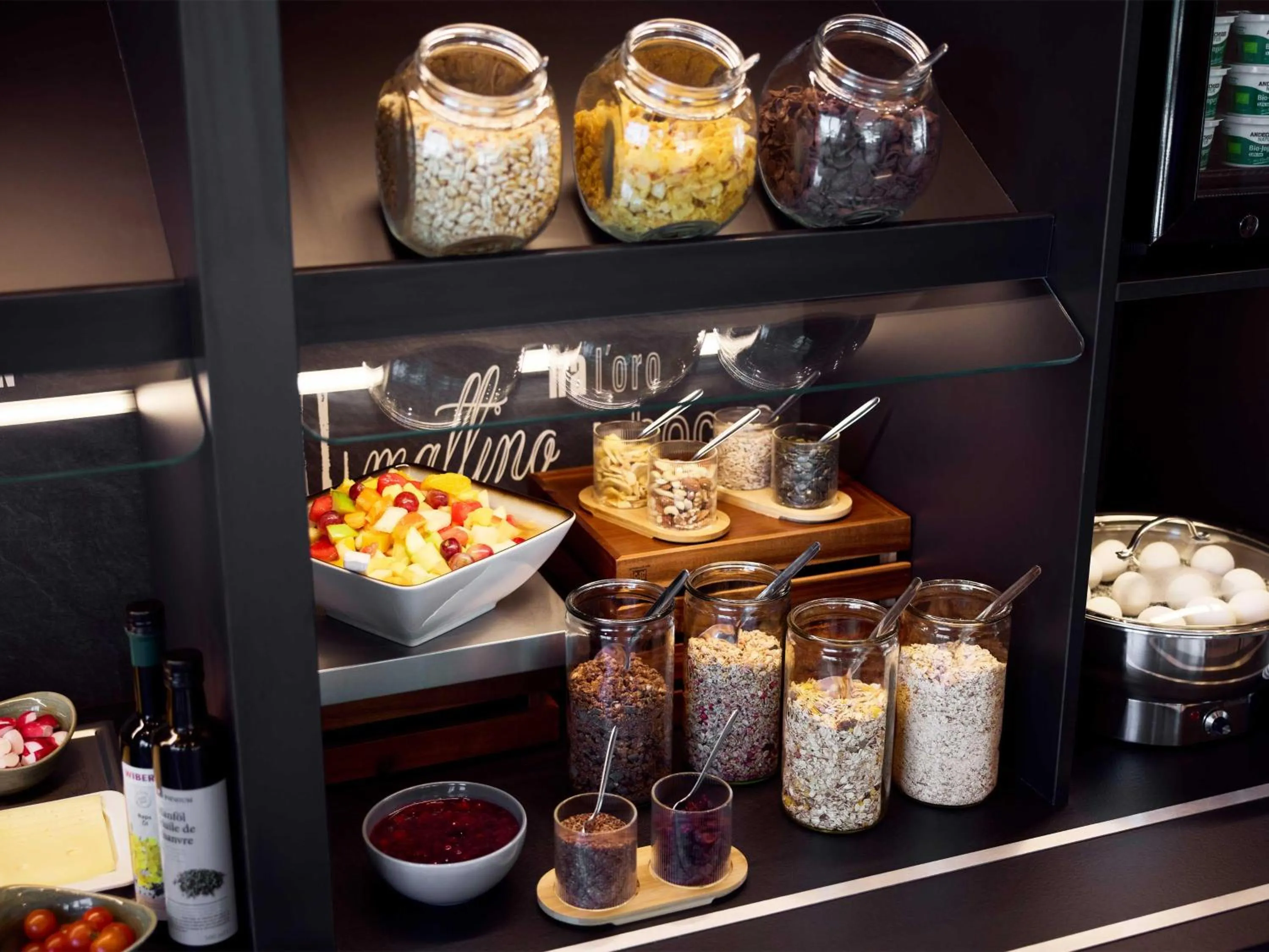 Restaurant/places to eat in B&B HOTEL München-Messe