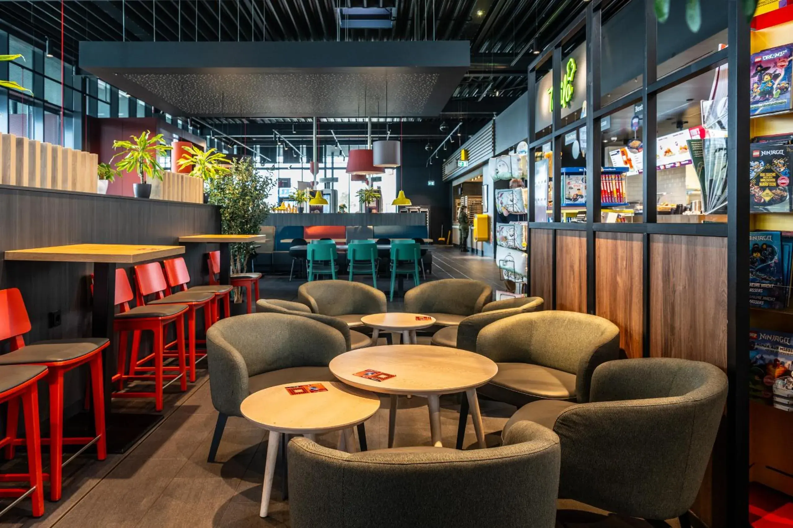 Lobby or reception in Serways Hotel Weiskirchen Nord Lobby or reception in Serways Hotel Weiskirchen Nord