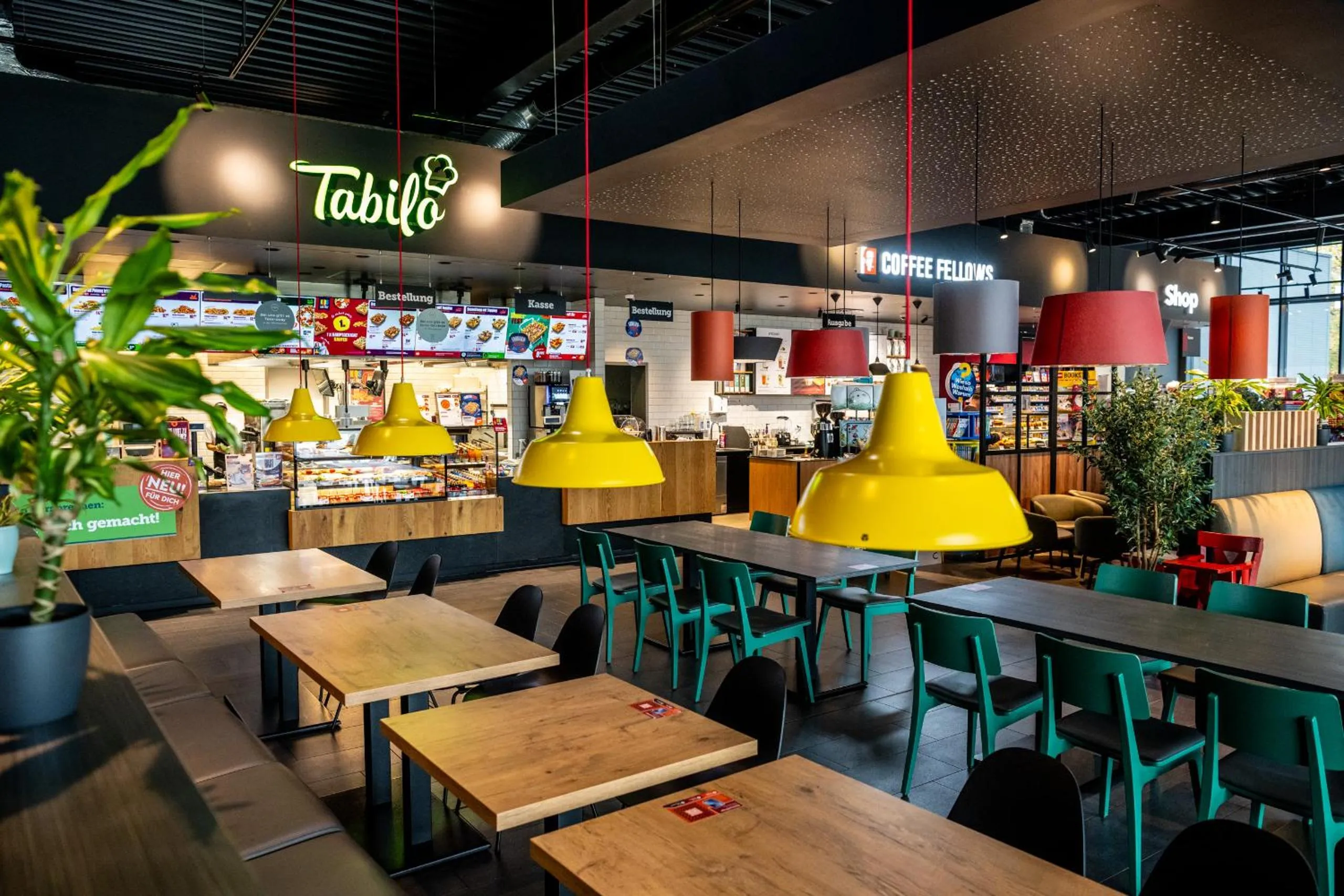 Restaurant/places to eat in Serways Hotel Weiskirchen Nord