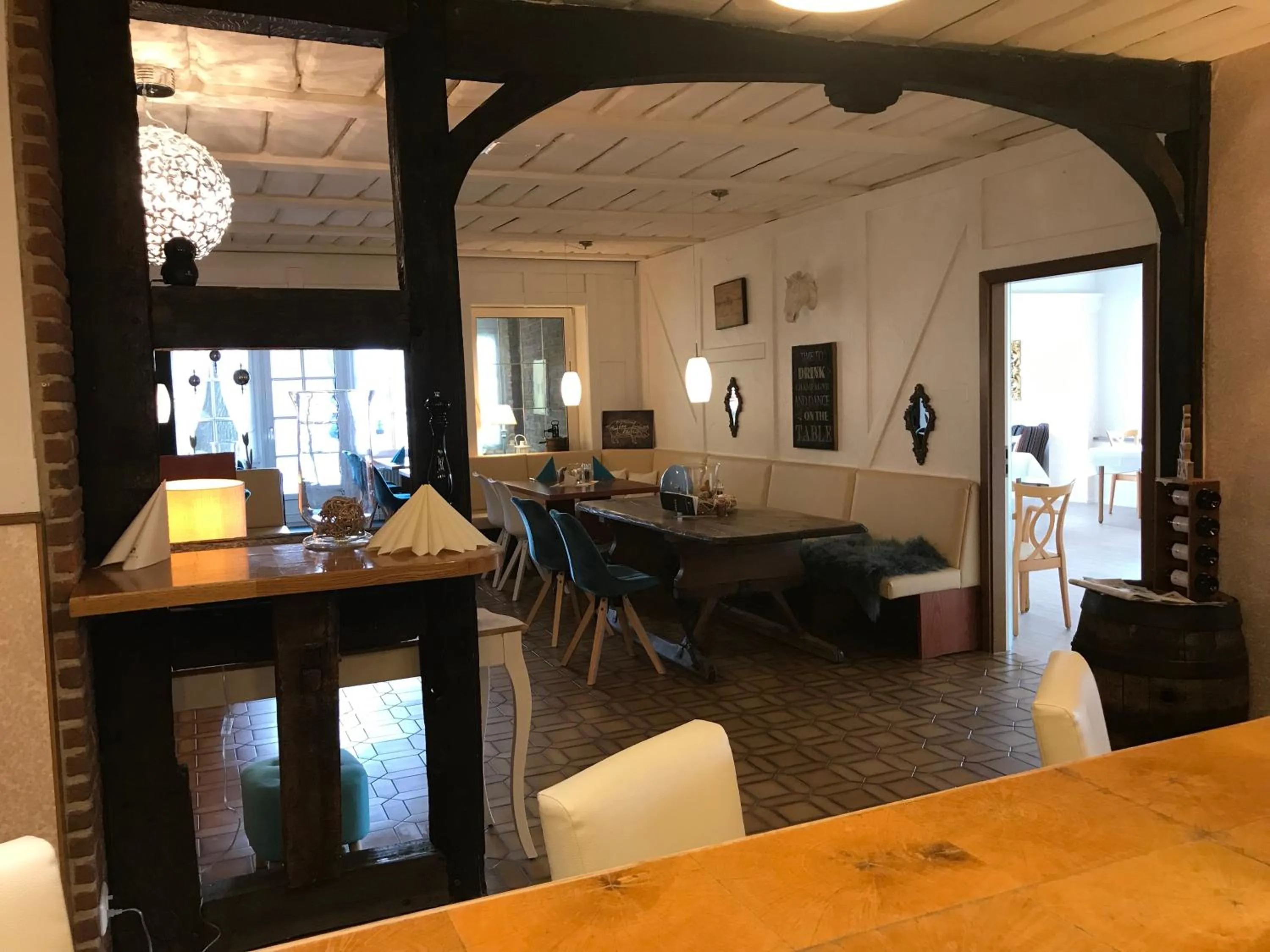 Restaurant/places to eat in Landhotel Franck Garni