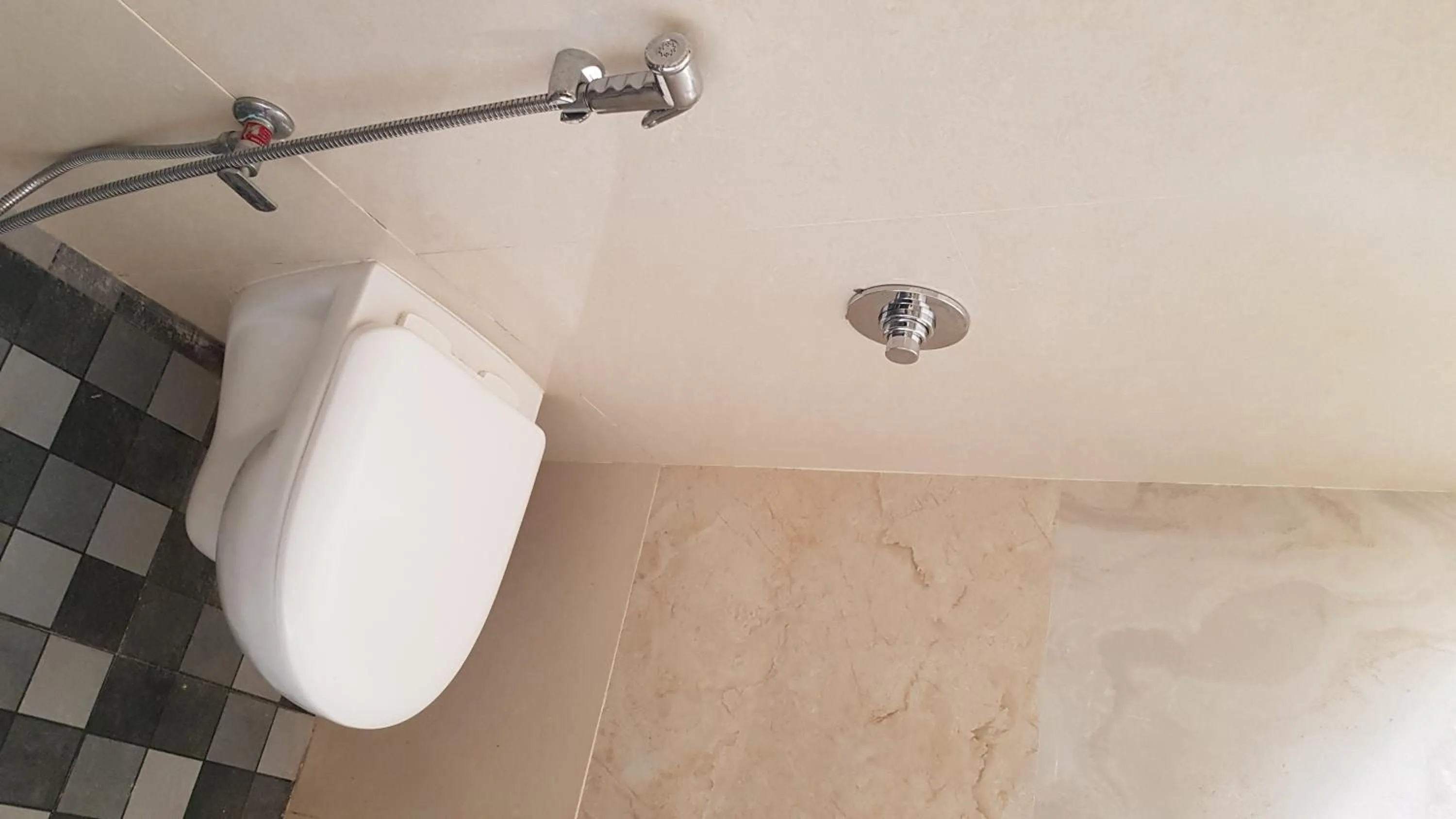 Bathroom in Godwill Kimo Guest house Seraulim