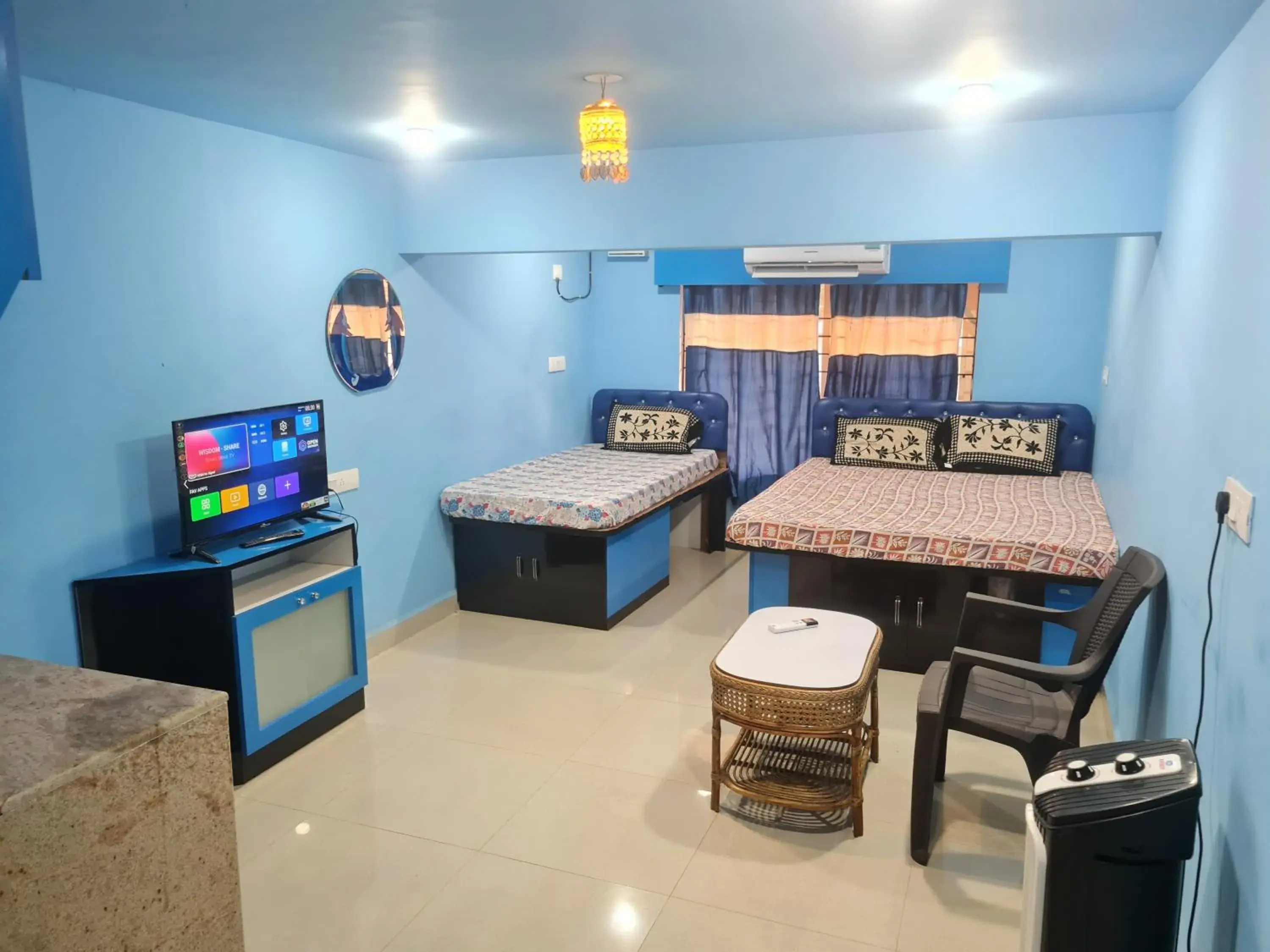 Superior Triple Room in Godwill Kimo Guest house Seraulim Superior Triple Room in Godwill Kimo Guest house Seraulim