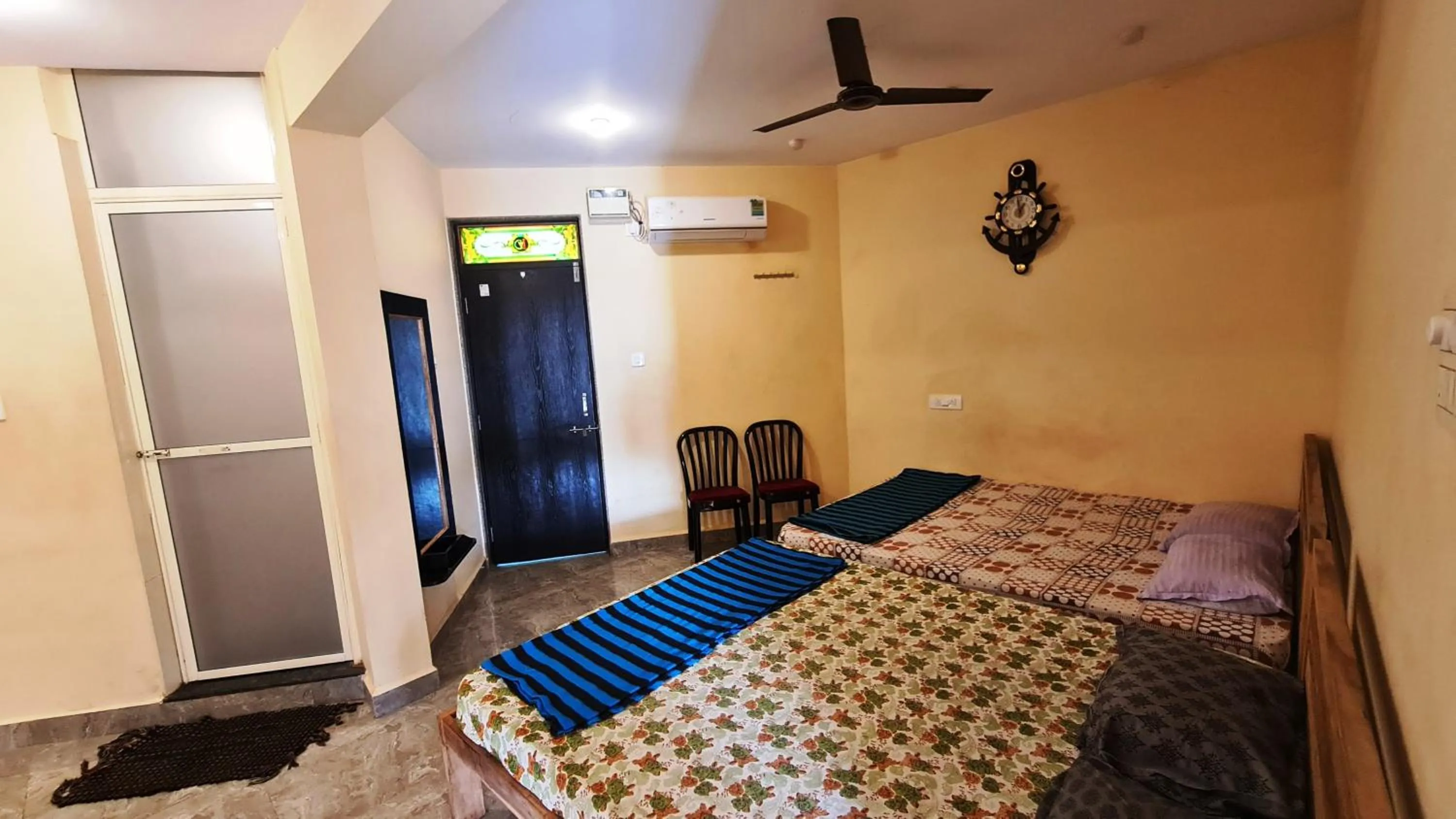 Bed in Godwill Kimo Guest house Seraulim