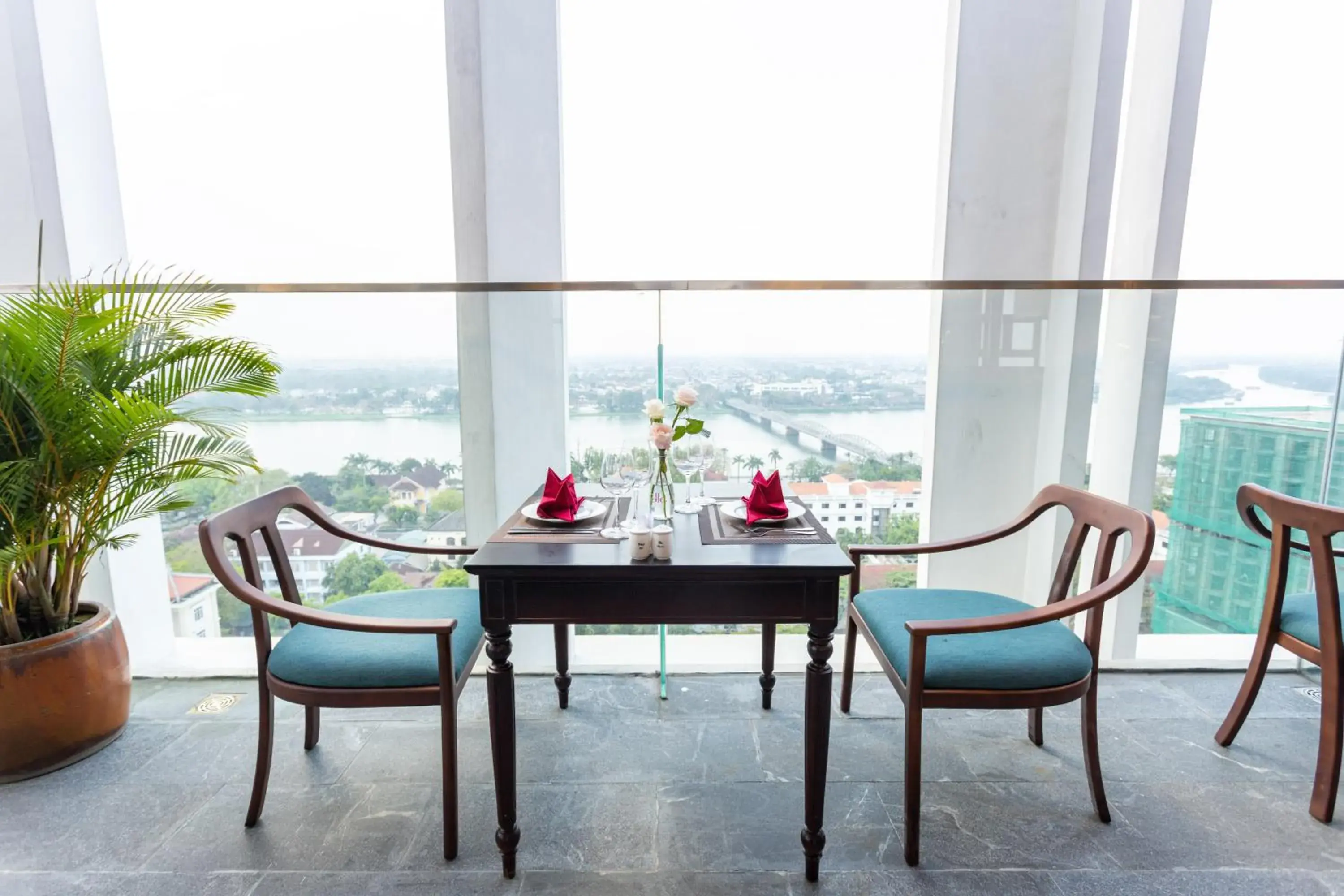 Food and drinks in White Lotus Hue Hotel Food and drinks in White Lotus Hue Hotel