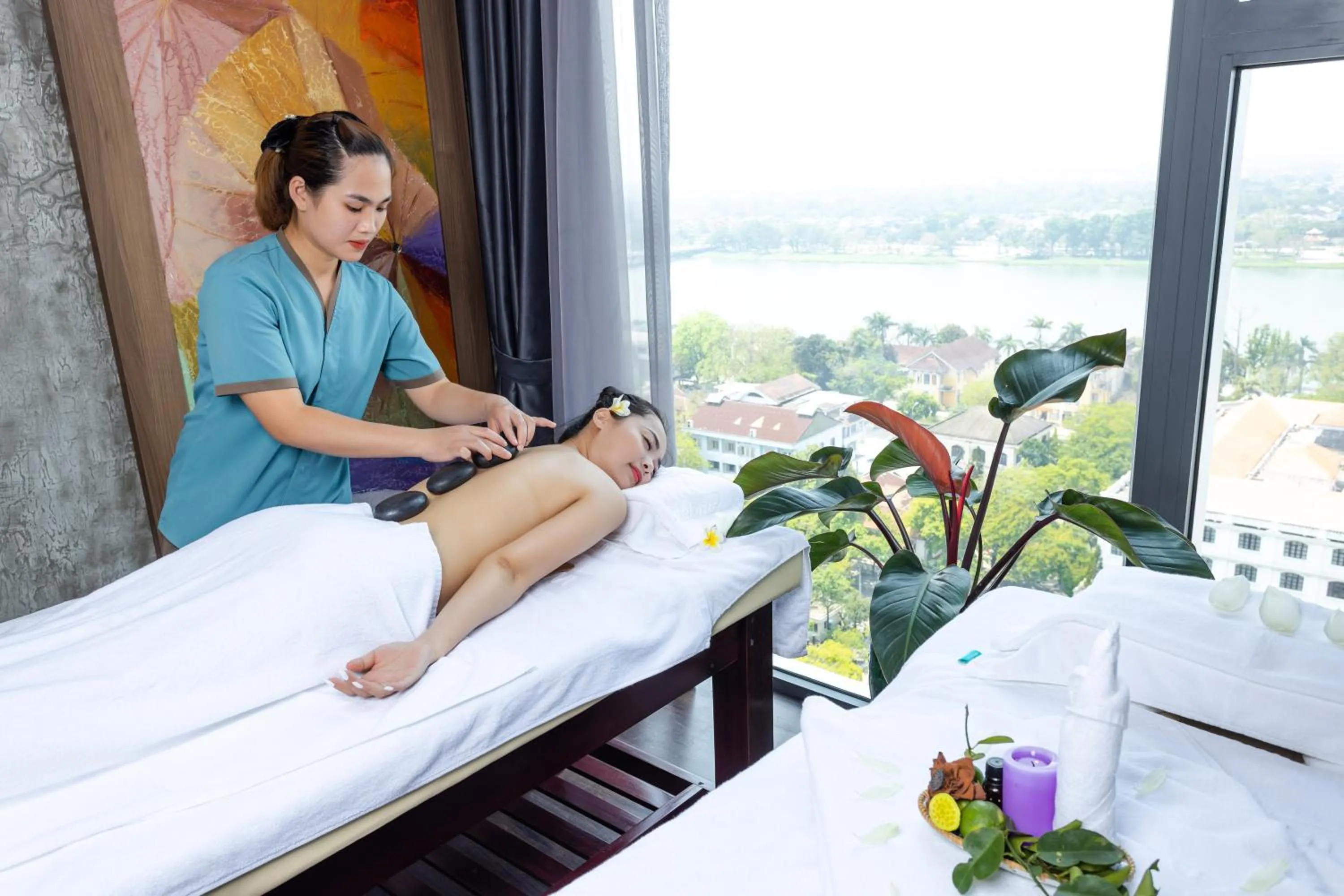Massage in White Lotus Hue Hotel