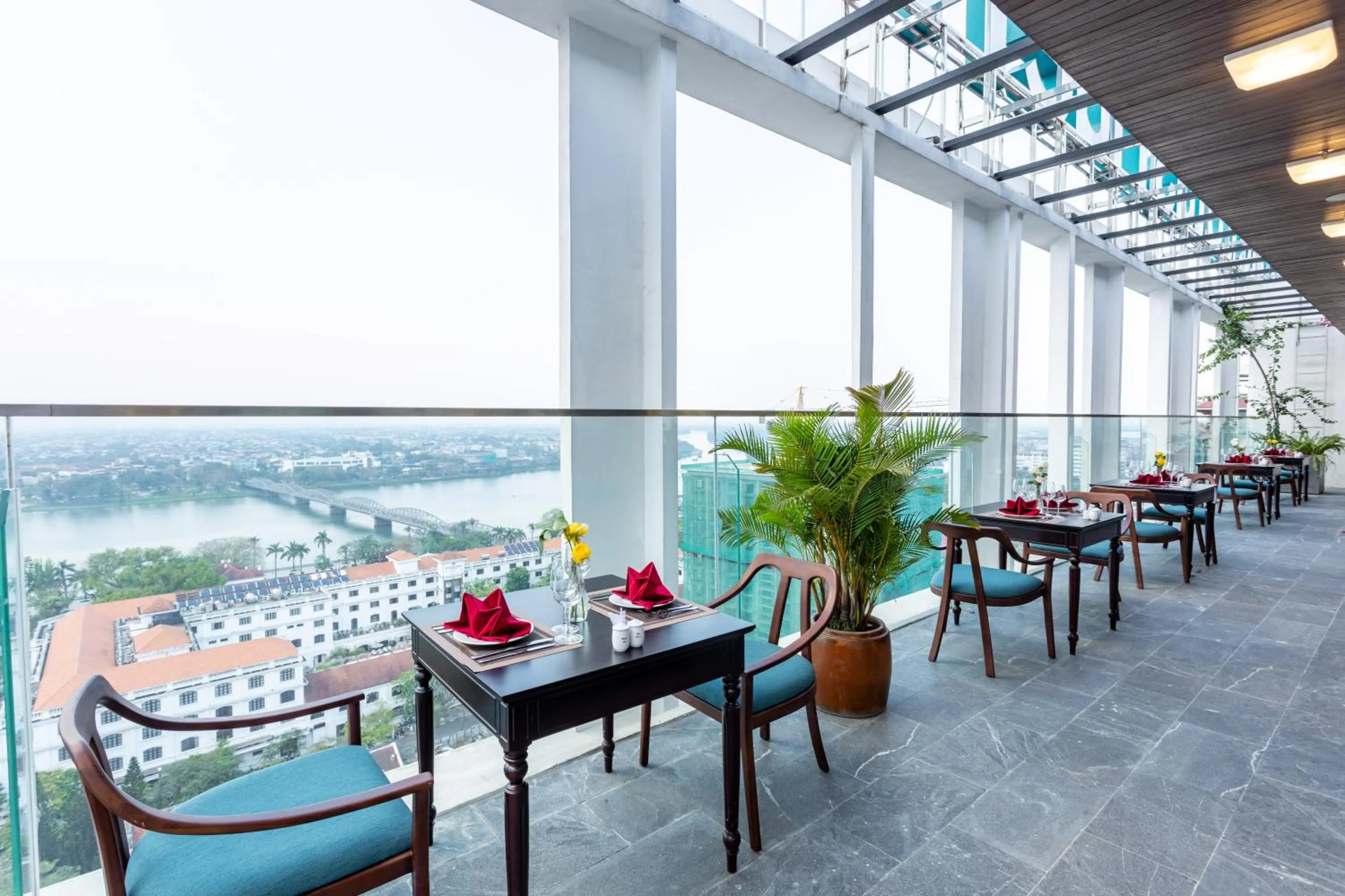 Lounge or bar in White Lotus Hue Hotel