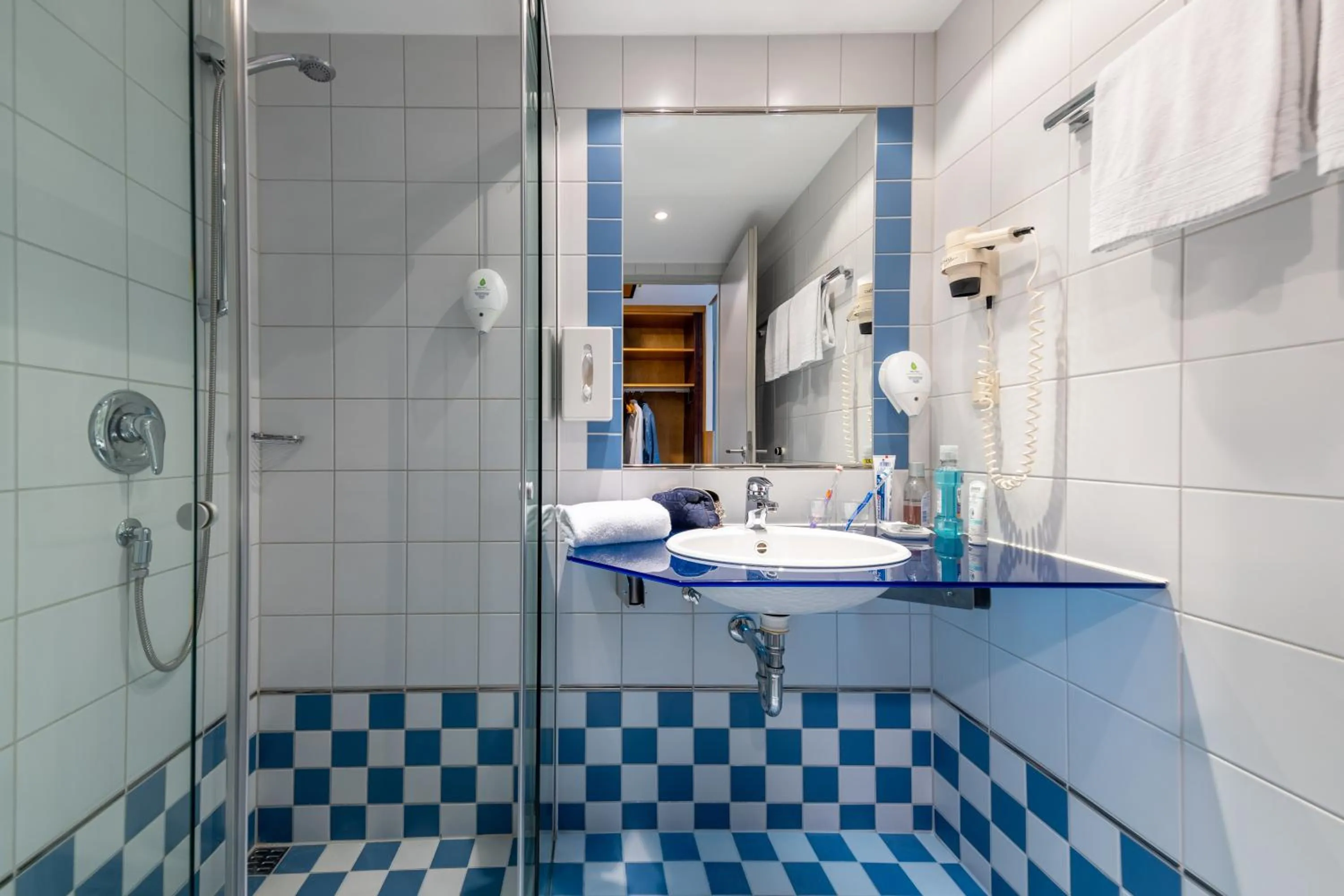 Bathroom in Hotel Leipheim Süd