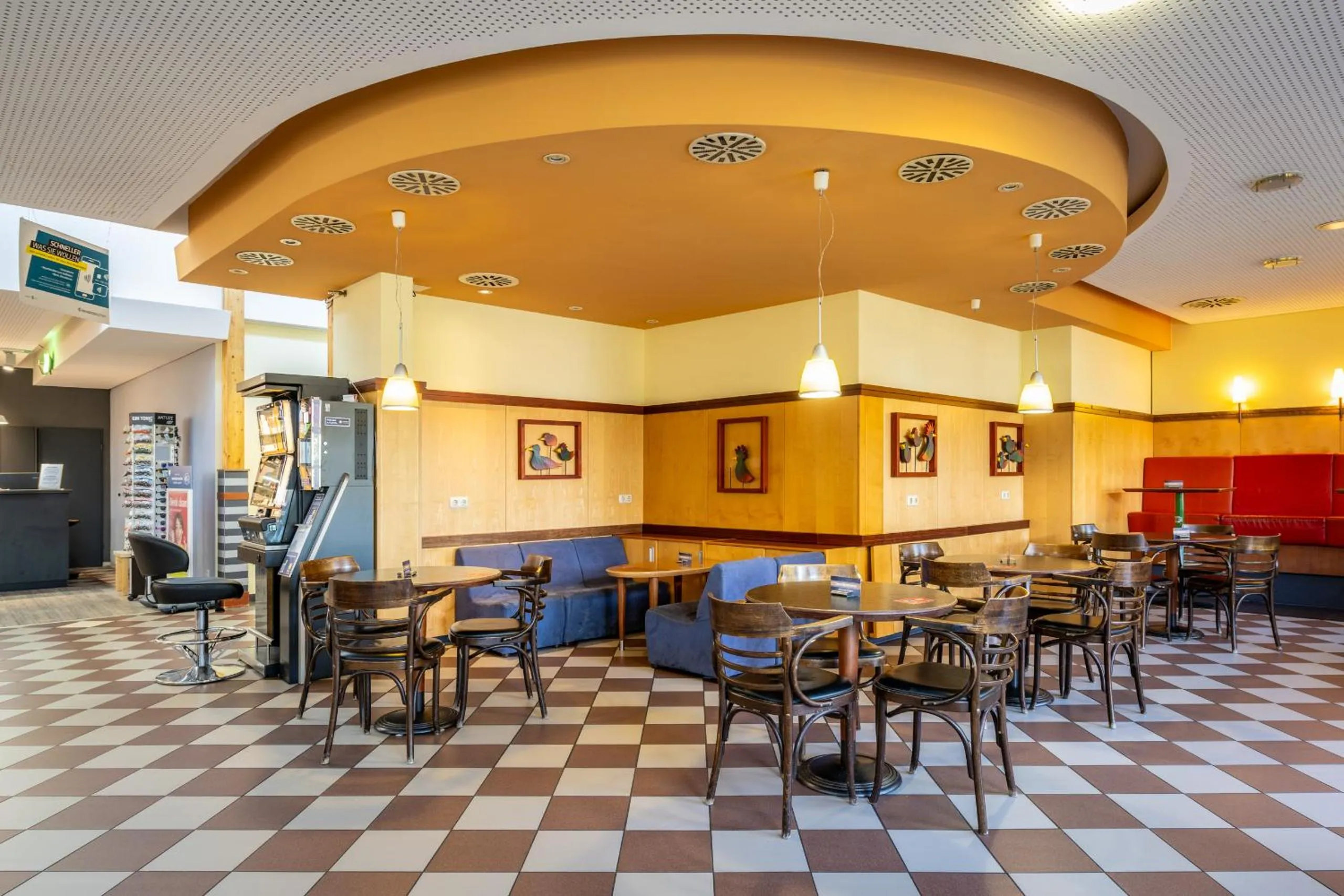 Restaurant/places to eat in Dresdner Tor Süd