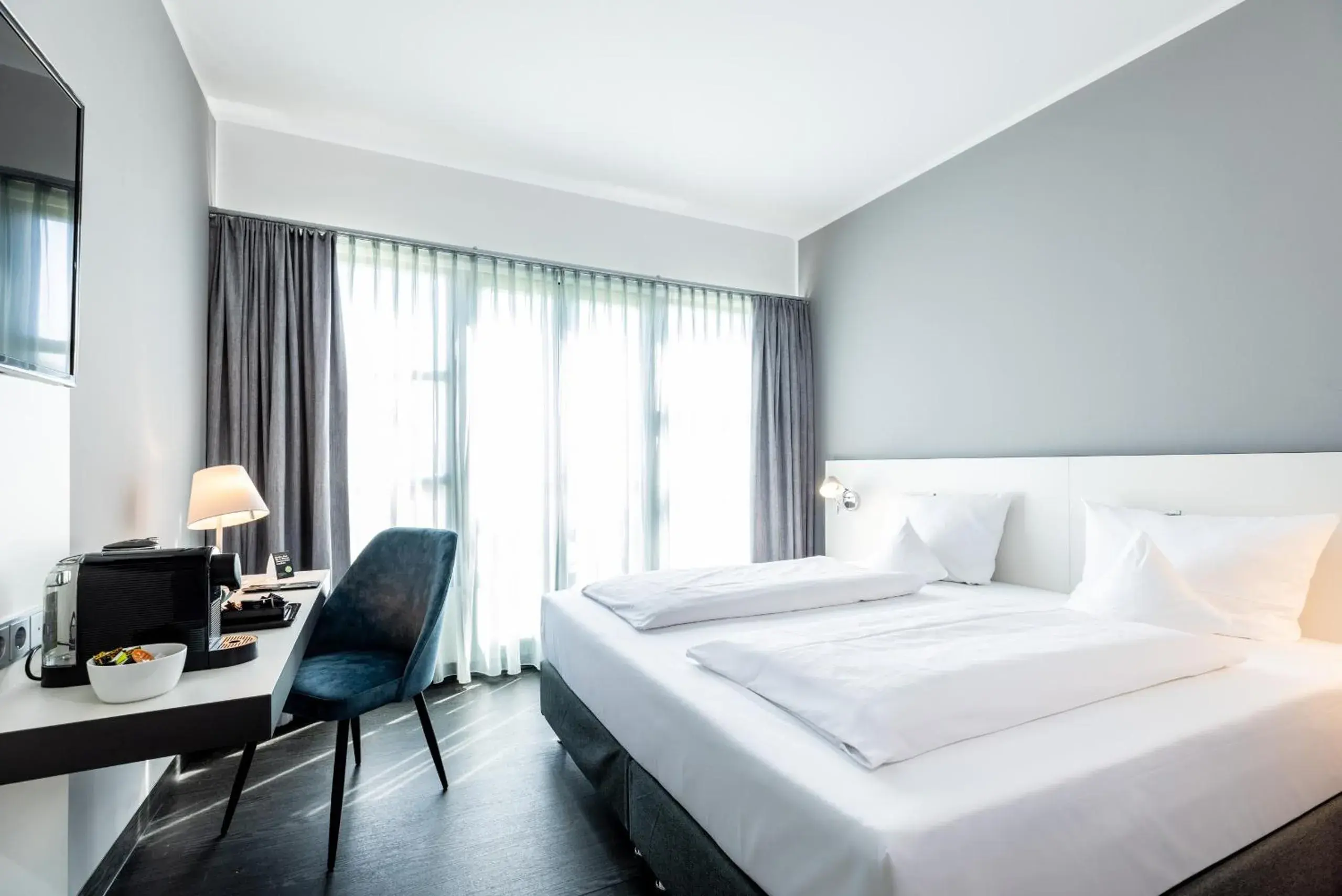 Superior King Room in Dresdner Tor Süd Superior King Room in Dresdner Tor Süd