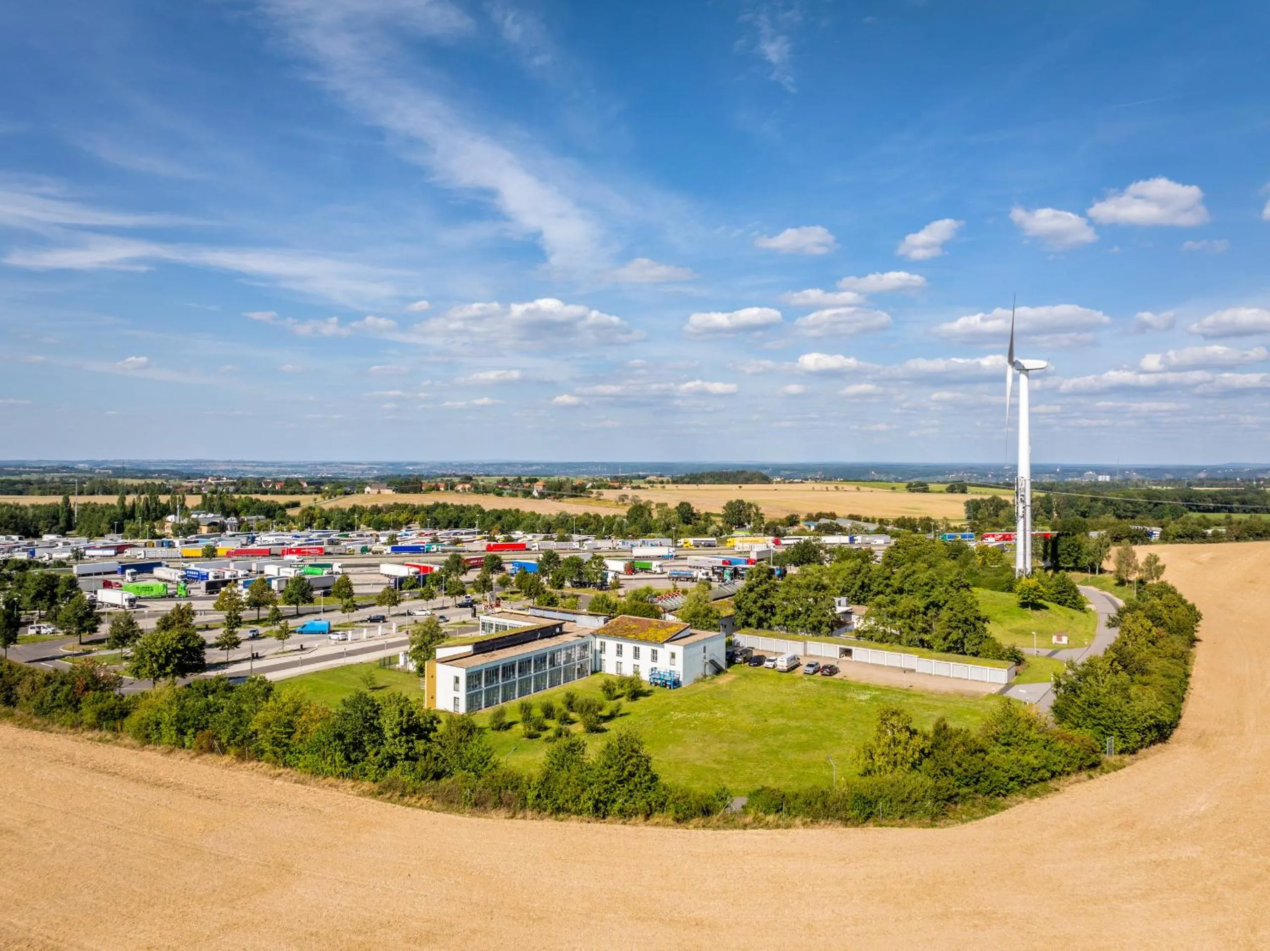 Area and facilities in Dresdner Tor Süd