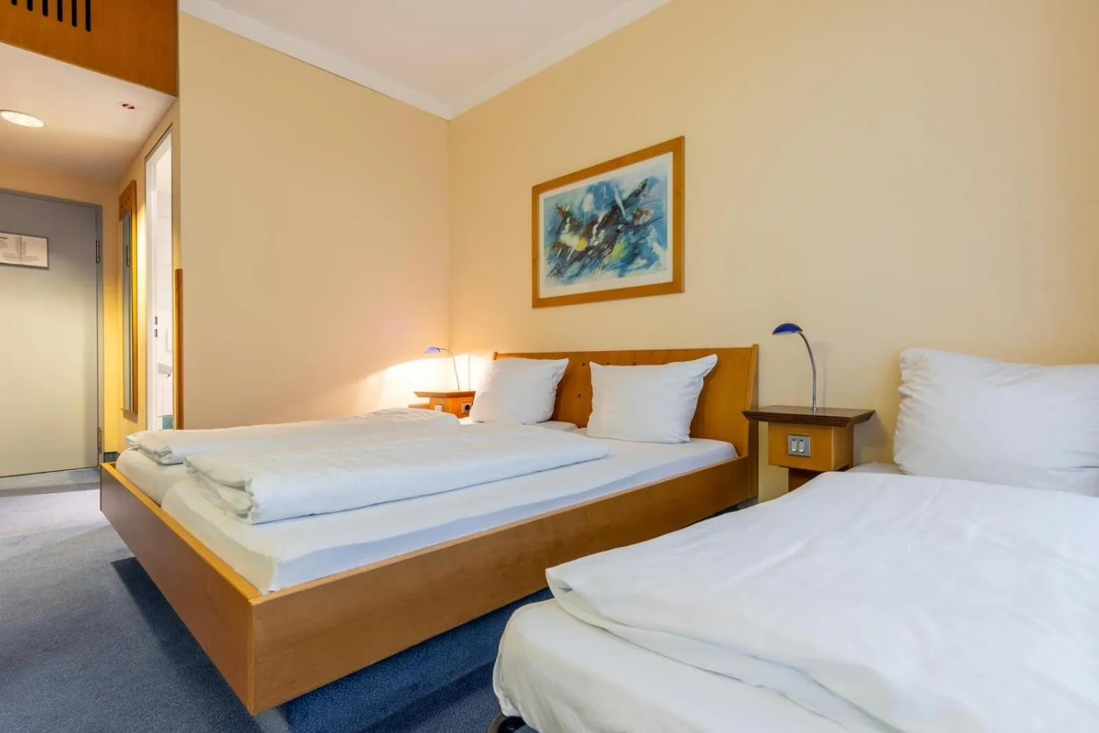 Photo of the whole room, Bed in Dresdner Tor Süd