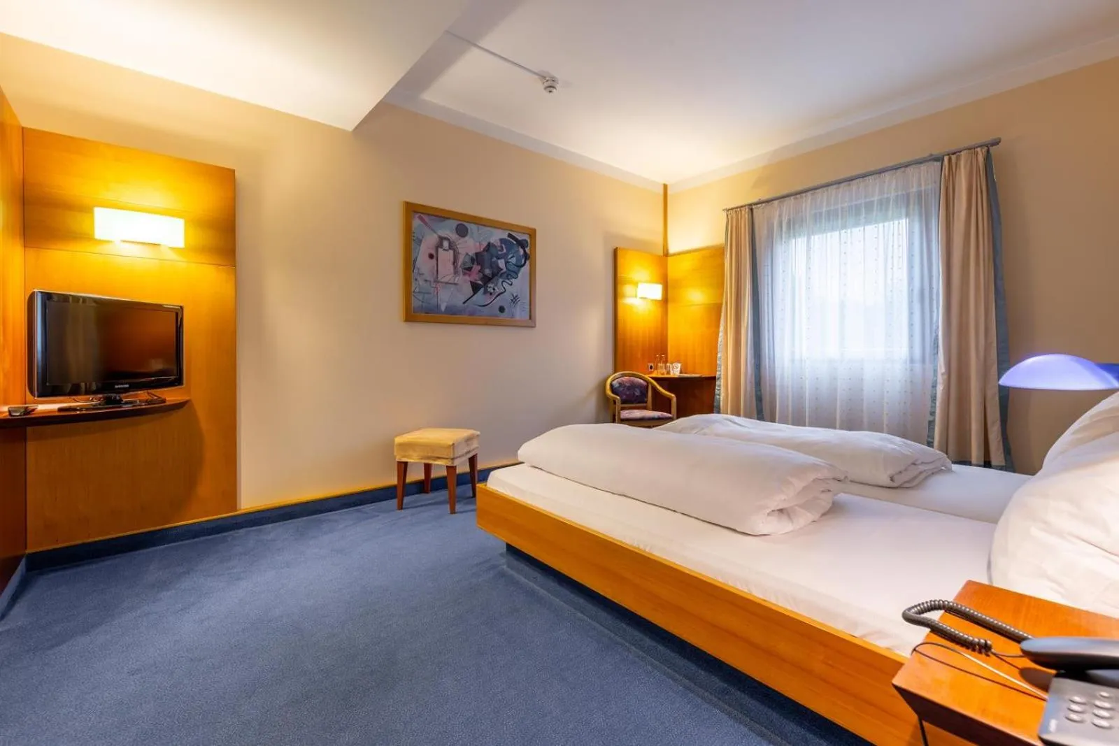 Photo of the whole room, Bed in Dresdner Tor Süd