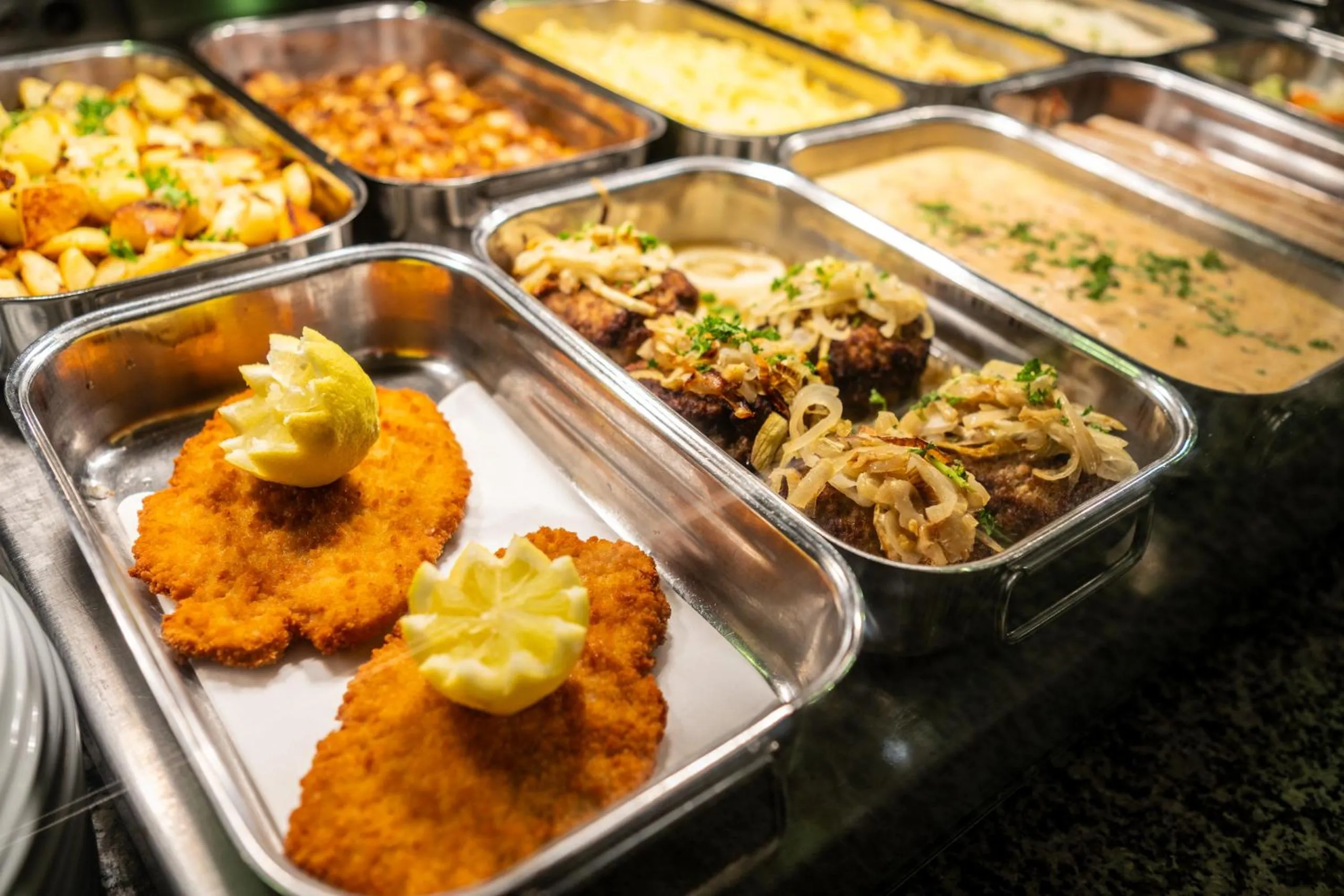 Restaurant/places to eat in Serways Hotel Bruchsal West