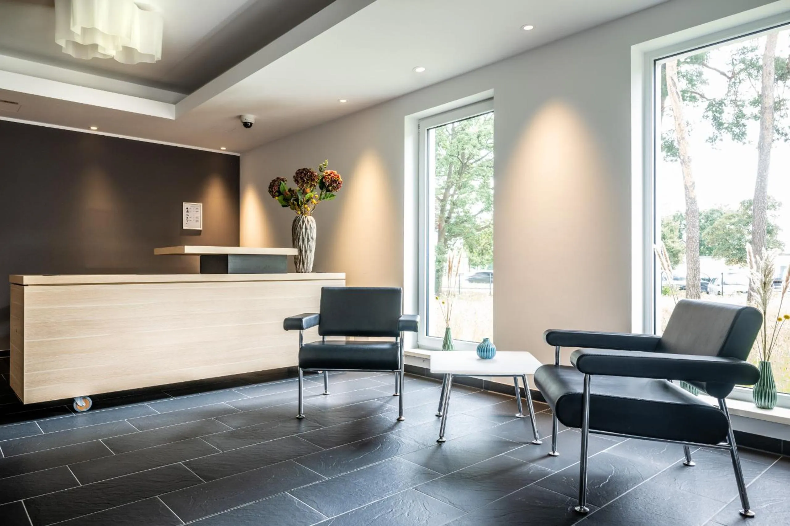 Lobby or reception in Serways Hotel Bruchsal West