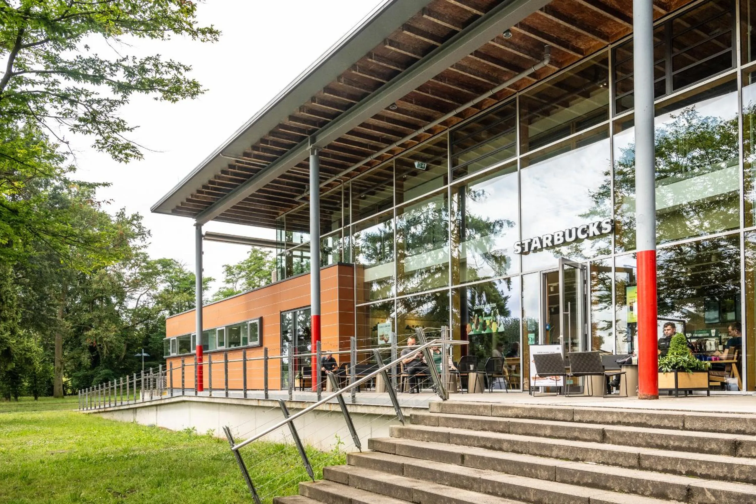 Restaurant/places to eat in Serways Hotel Bruchsal West