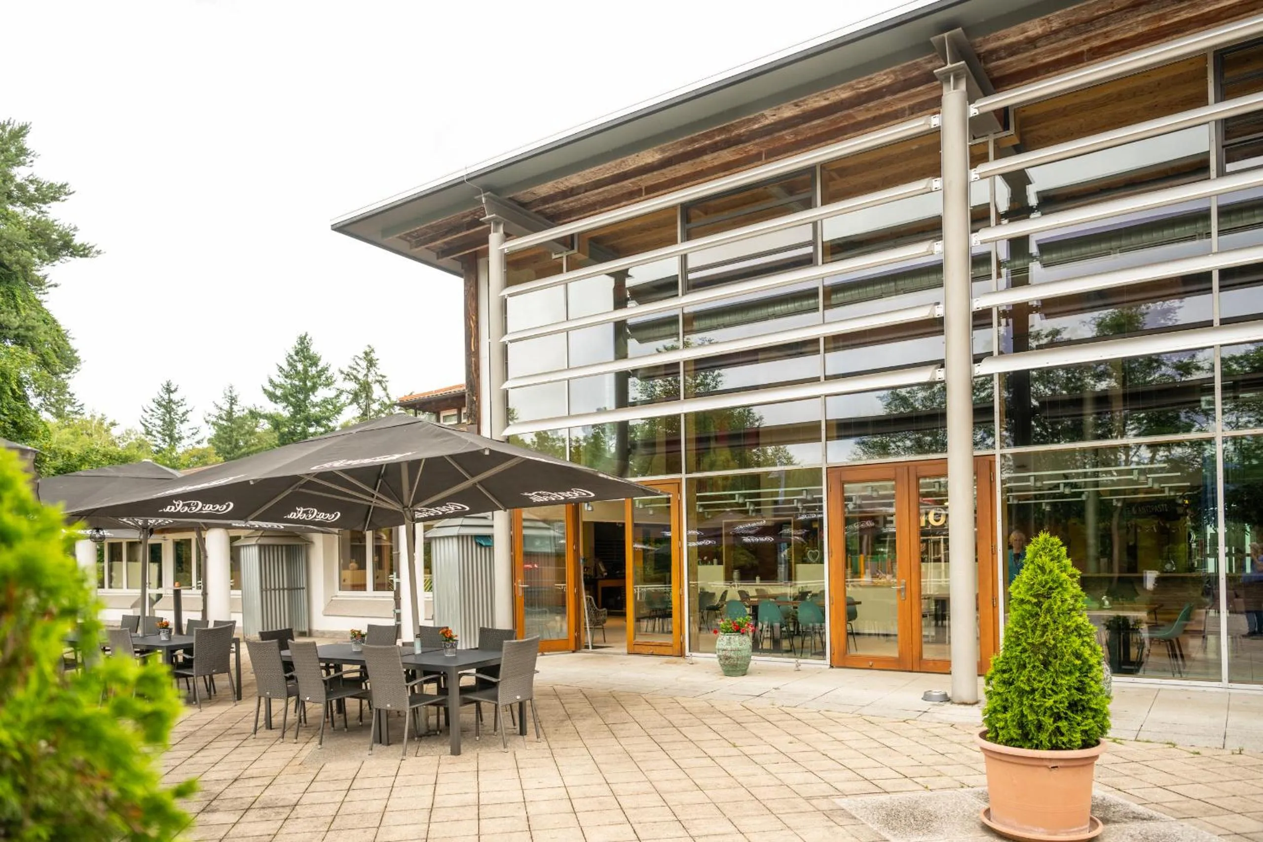 Restaurant/places to eat in Serways Hotel Bruchsal West