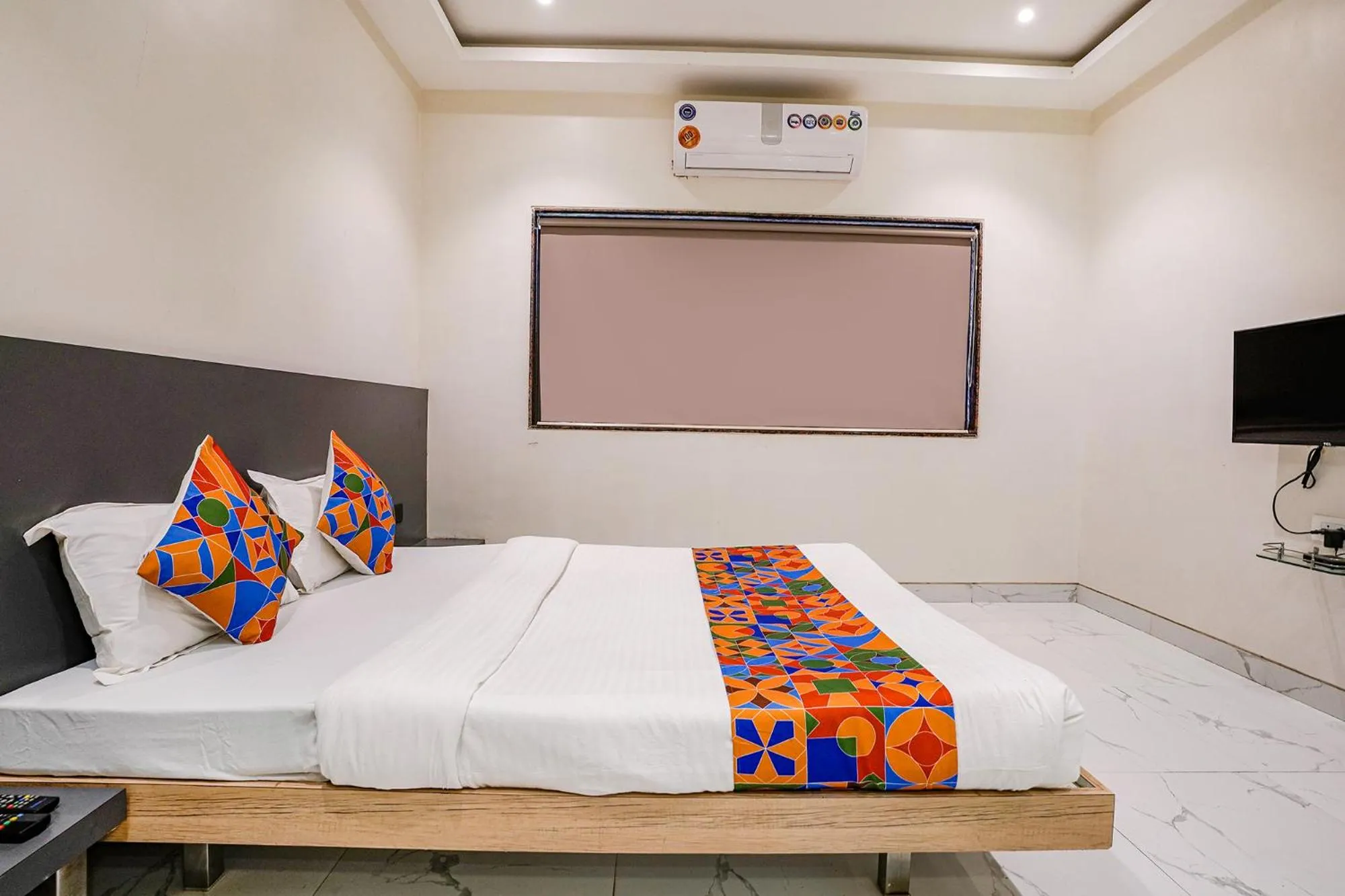 Bedroom, Bed in FabHotel Ansh