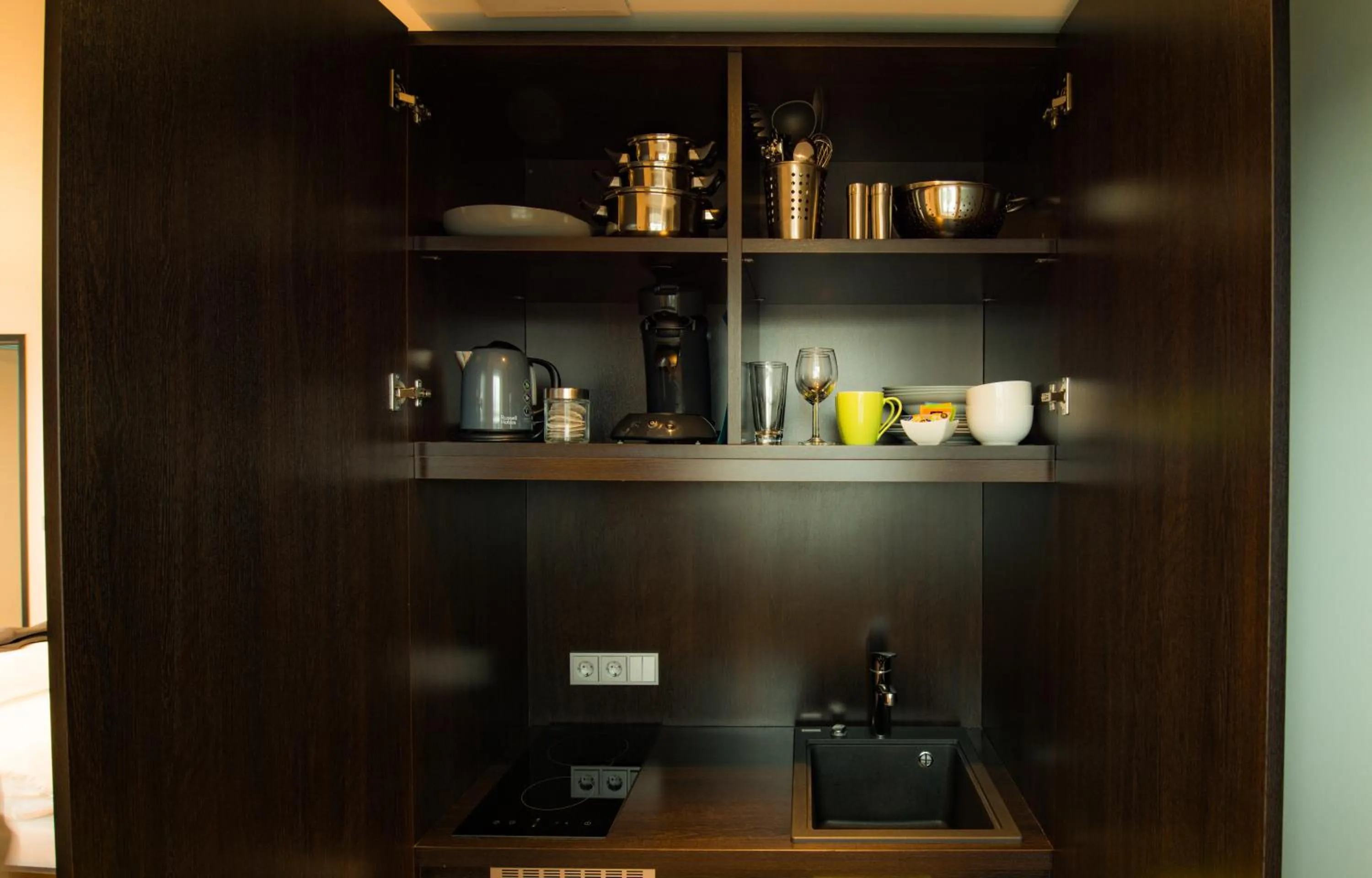 Kitchen or kitchenette in sevenDays Hotel BoardingHouse Mannheim