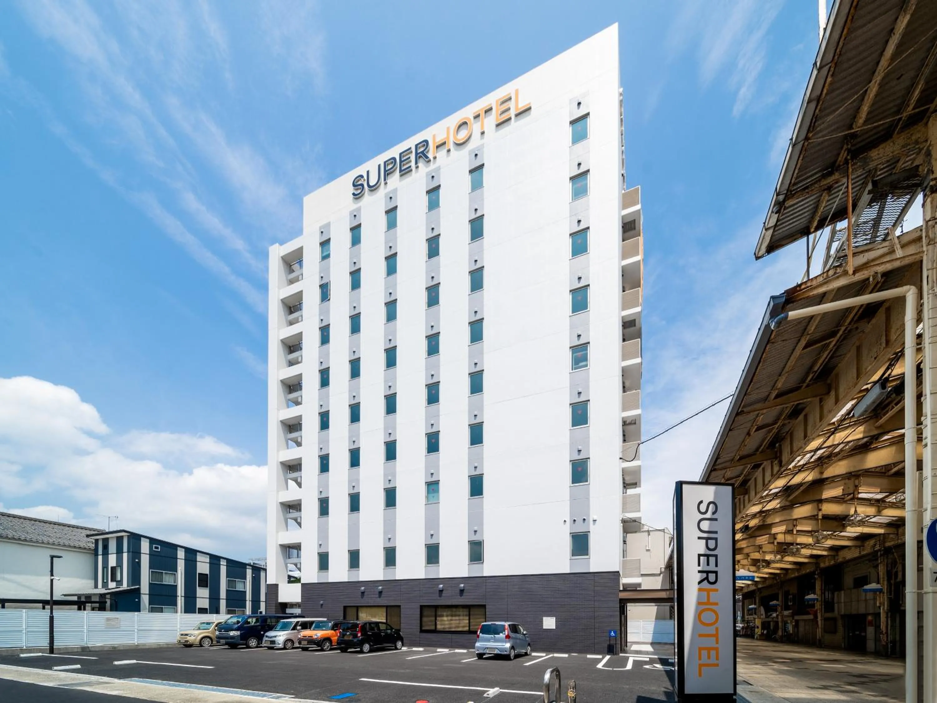 Facade/entrance in Super Hotel Higashi-Maizuru