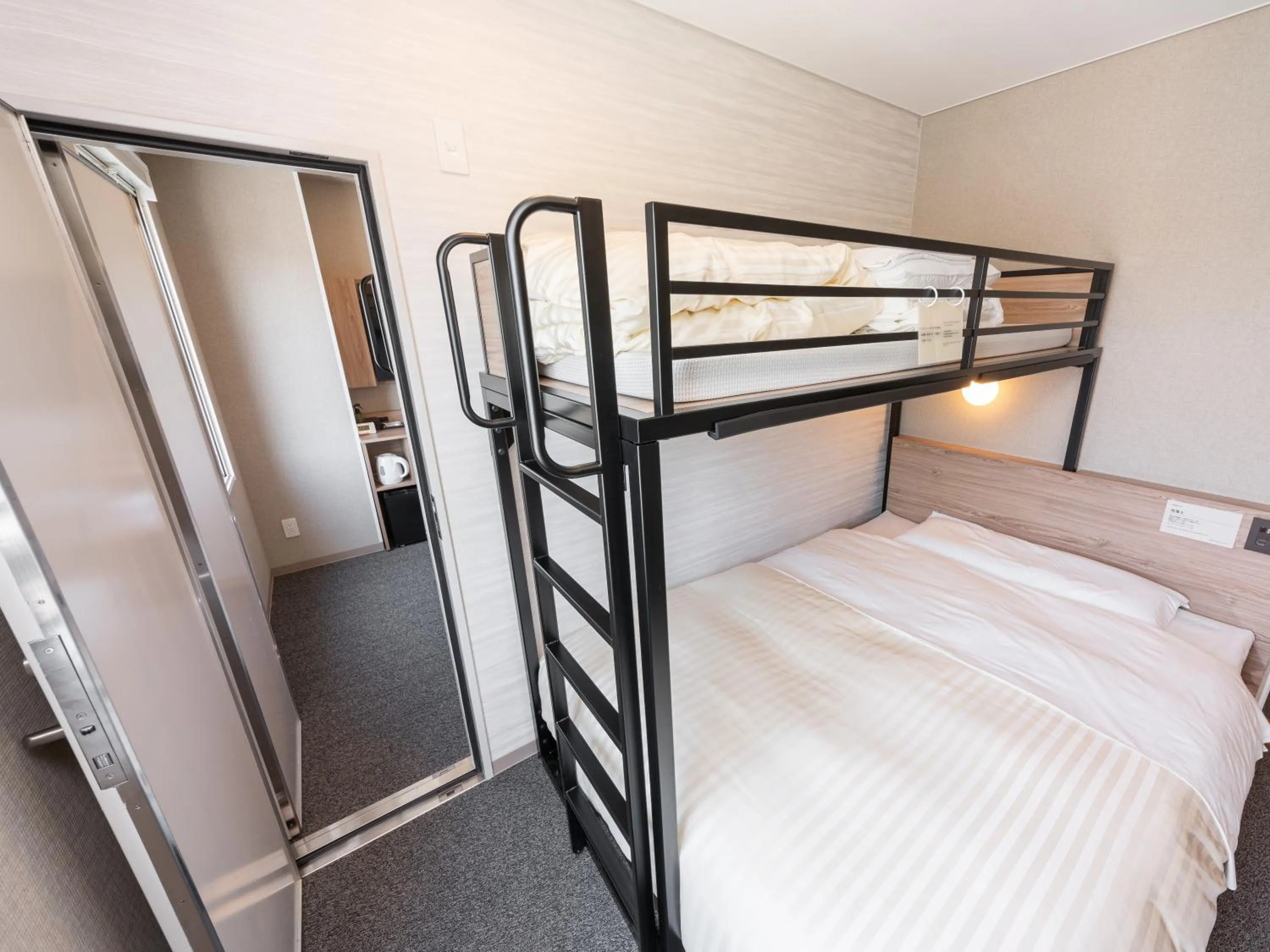 bunk bed, Bed in Super Hotel Higashi-Maizuru