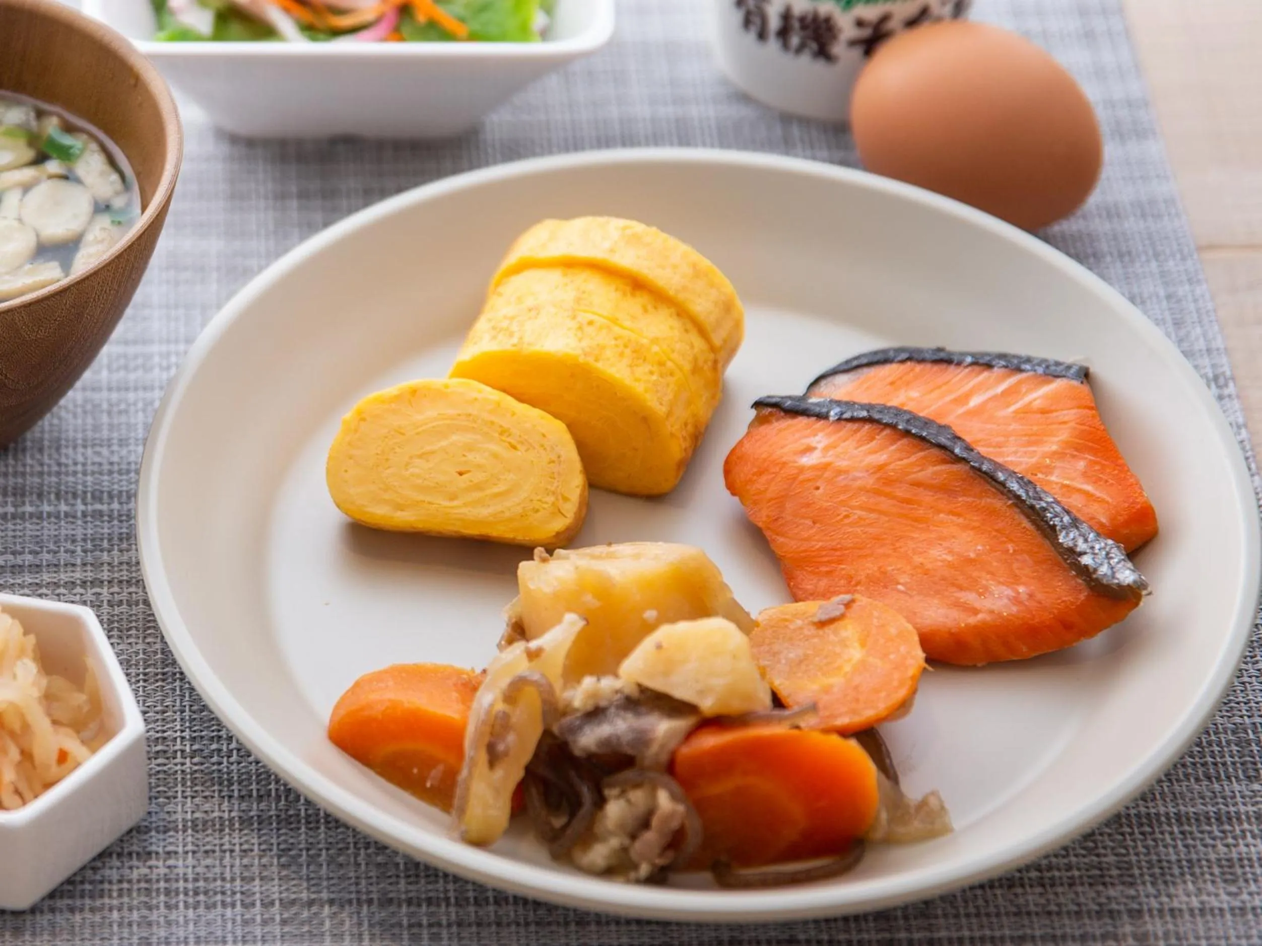 Food and drinks in Super Hotel Higashi-Maizuru