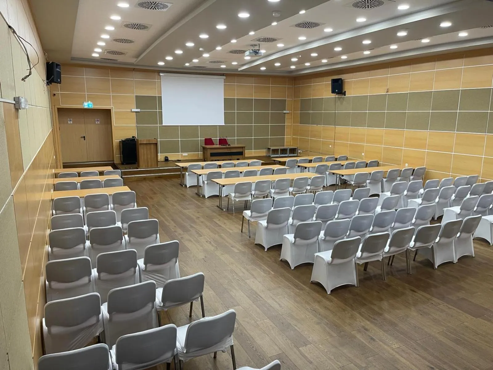 Meeting/conference room in Airport Global Hotel