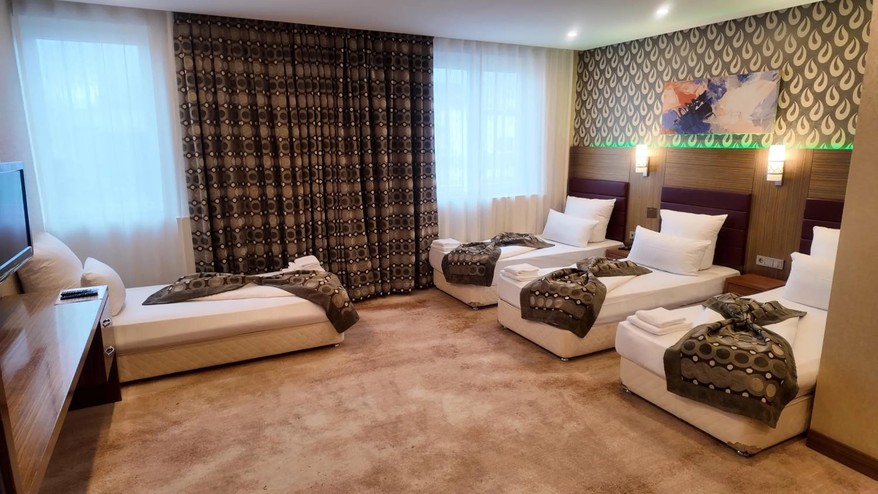 Bedroom, Bed in Airport Global Hotel