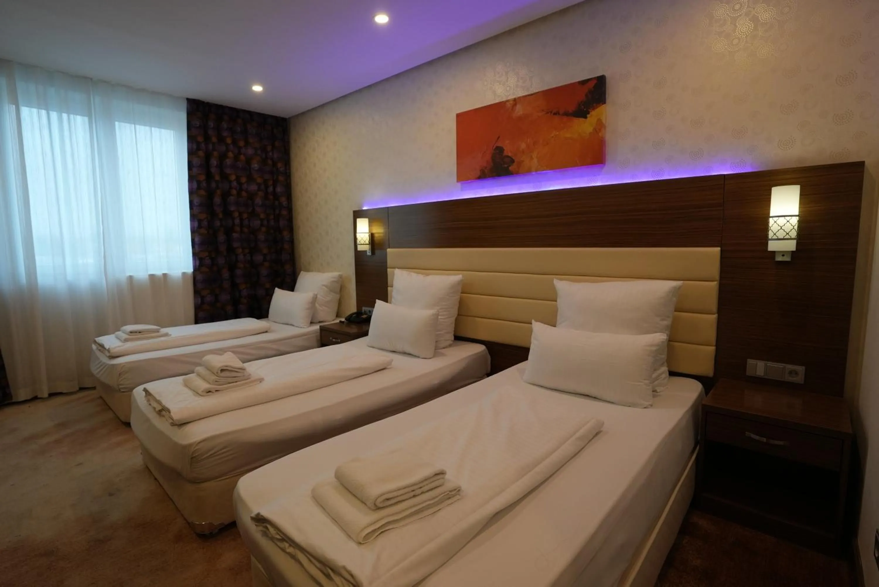 Bedroom, Bed in Airport Global Hotel