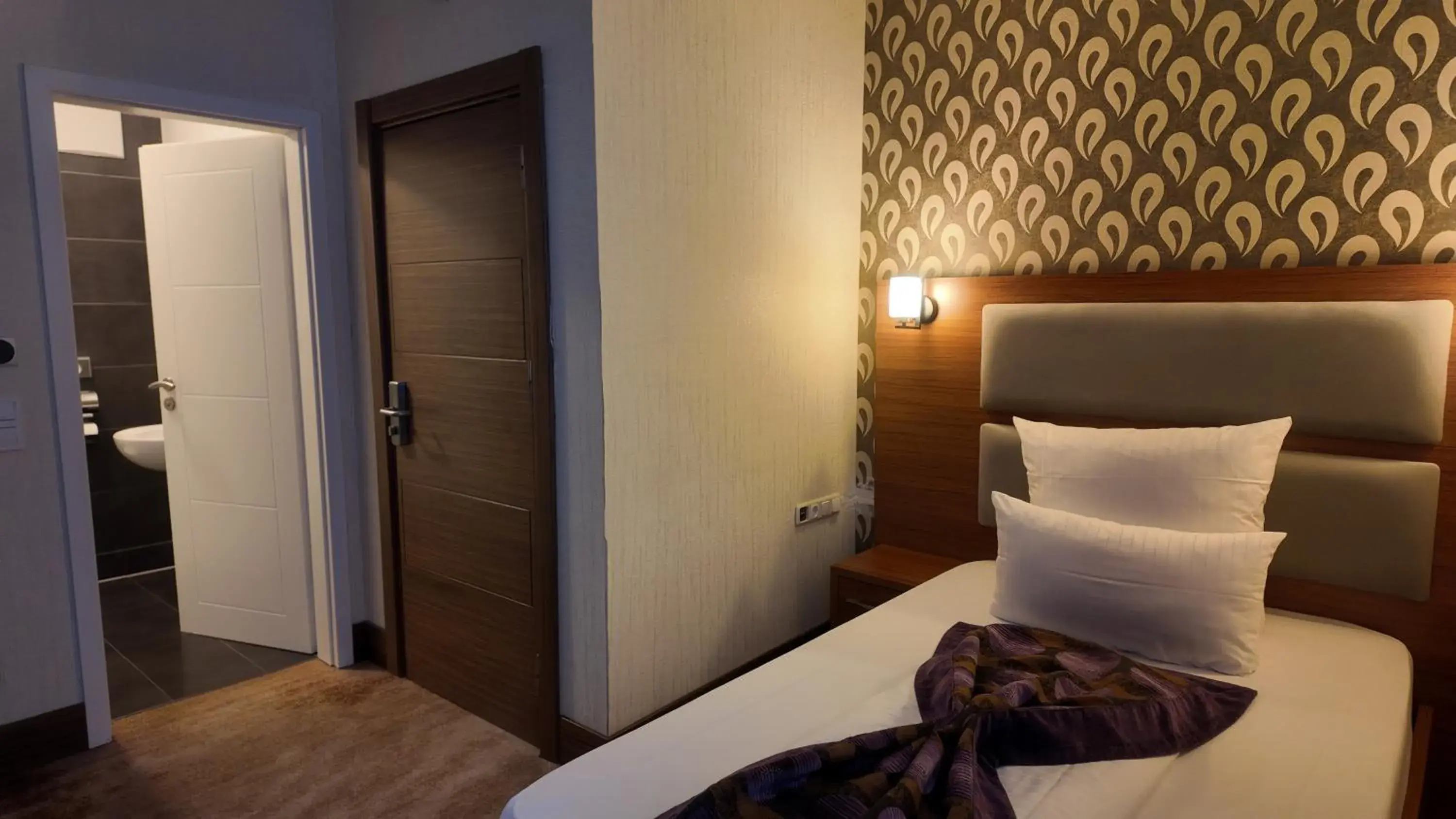 Superior Twin Room in Airport Global Hotel Superior Twin Room in Airport Global Hotel