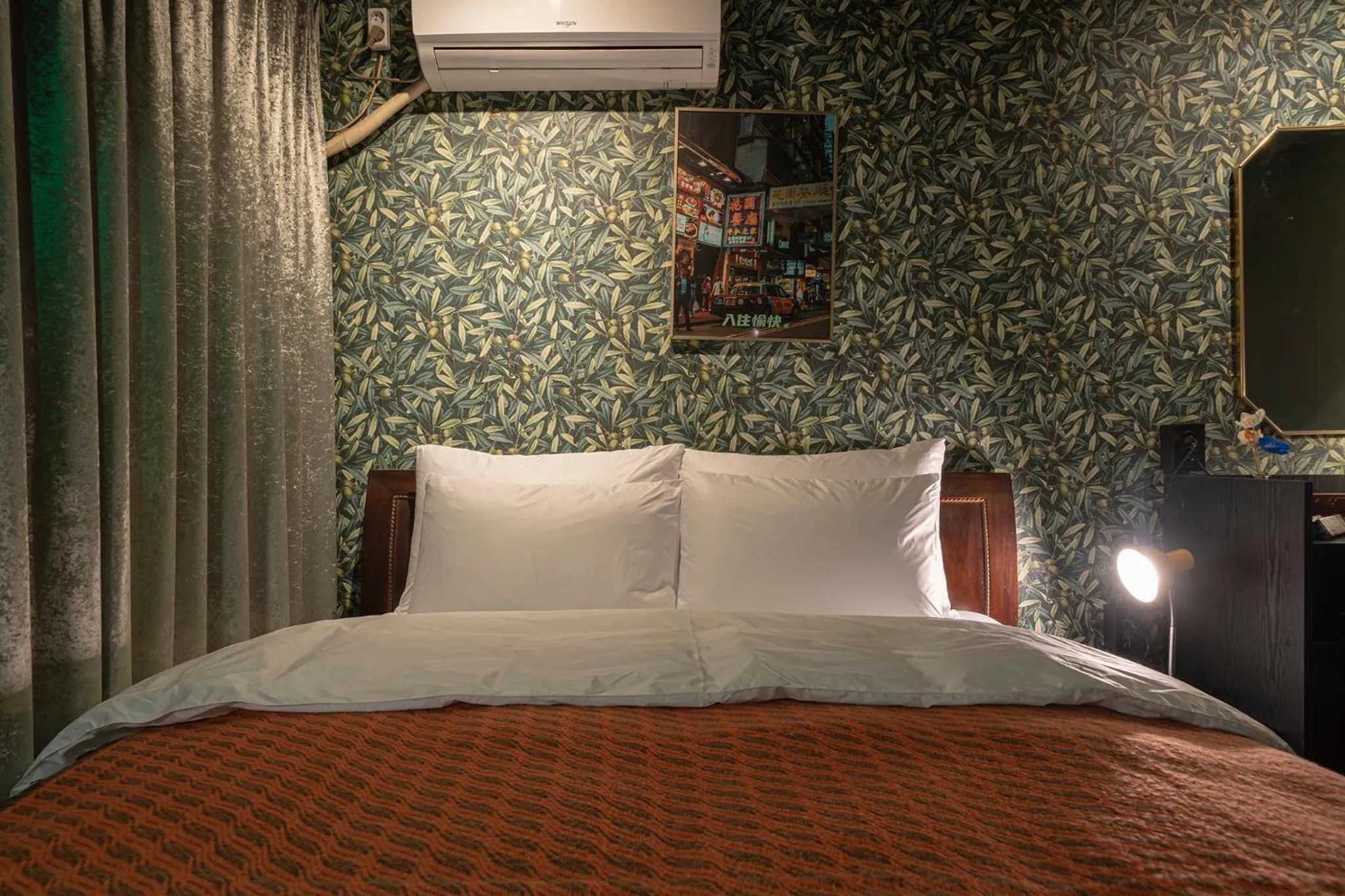 Bed in Shourin Hotel Cheonan by Aank