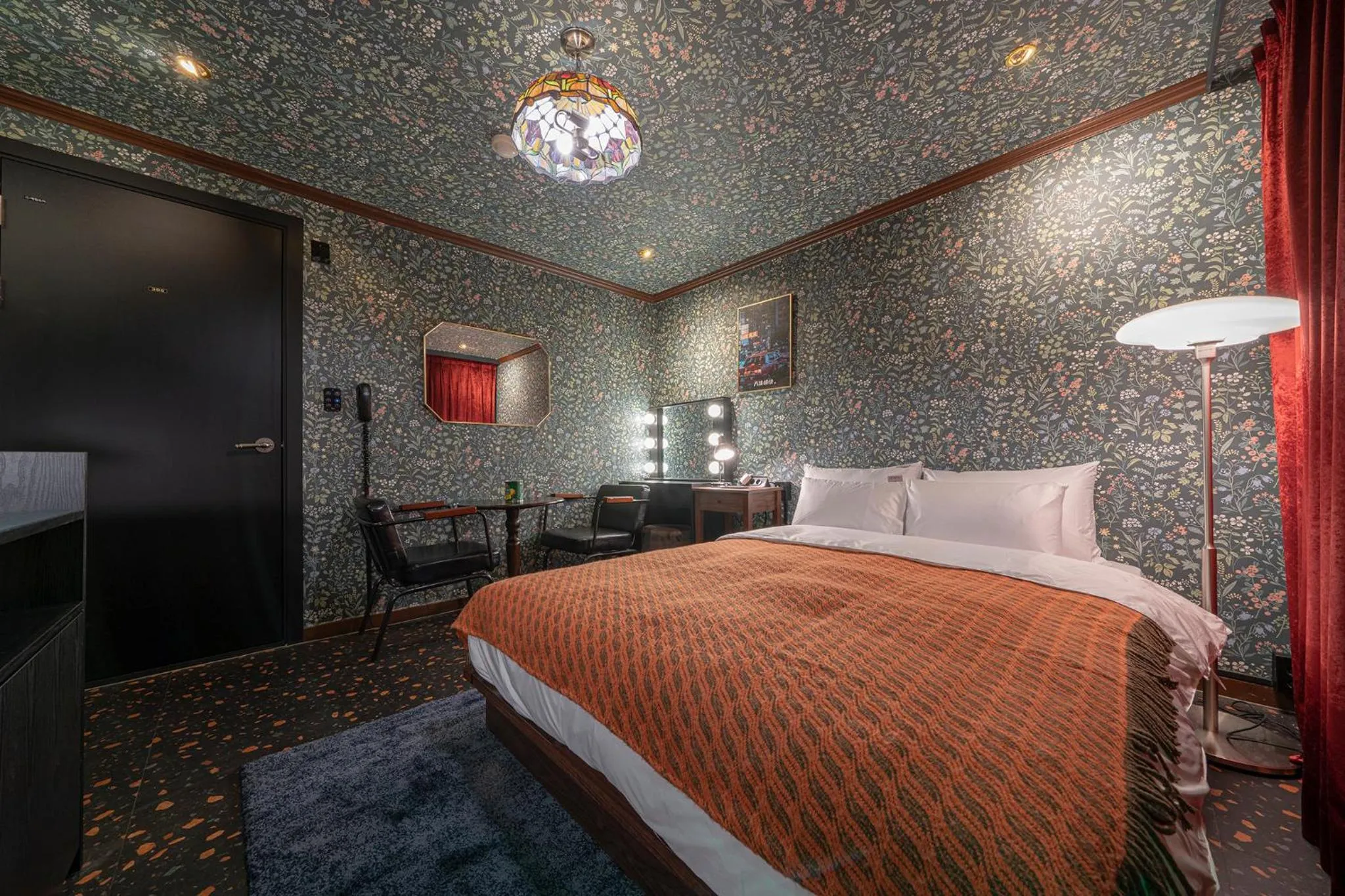 Bed in Shourin Hotel Cheonan by Aank