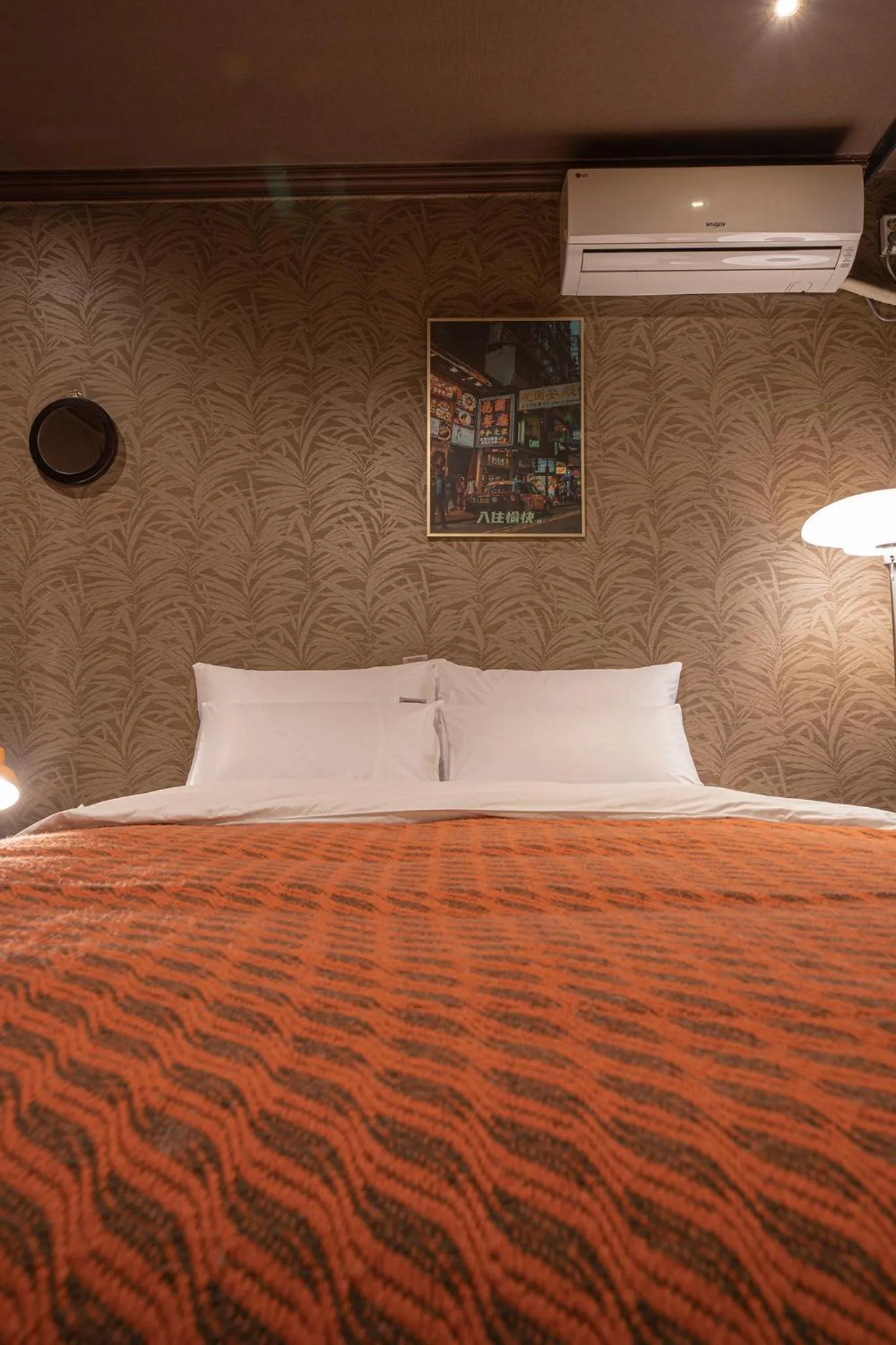 Bed in Shourin Hotel Cheonan by Aank