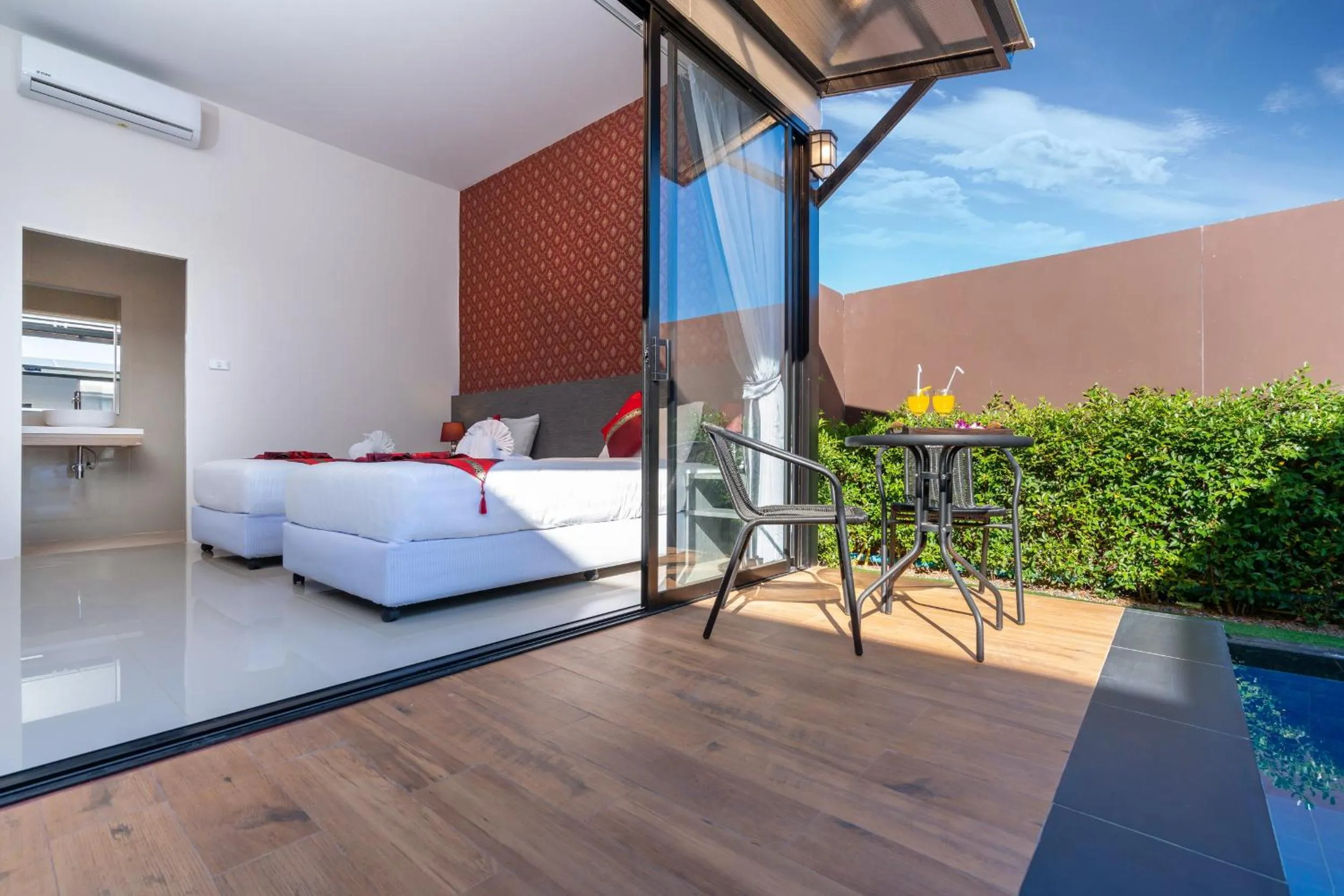 Patio, Bed in Thames Tara Private Pool Villa Rawai Phuket