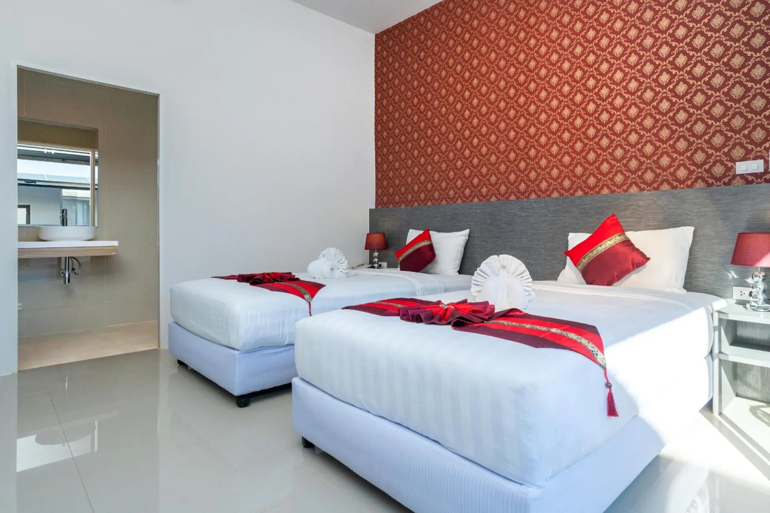 Three-Bedroom Villa in Thames Tara Private Pool Villa Rawai Phuket Three-Bedroom Villa in Thames Tara Private Pool Villa Rawai Phuket