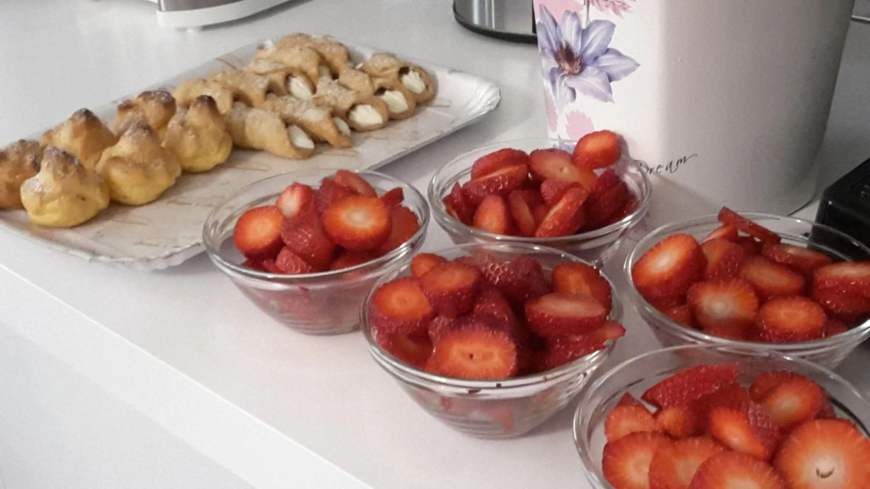 Continental breakfast in Sogni D'Oro