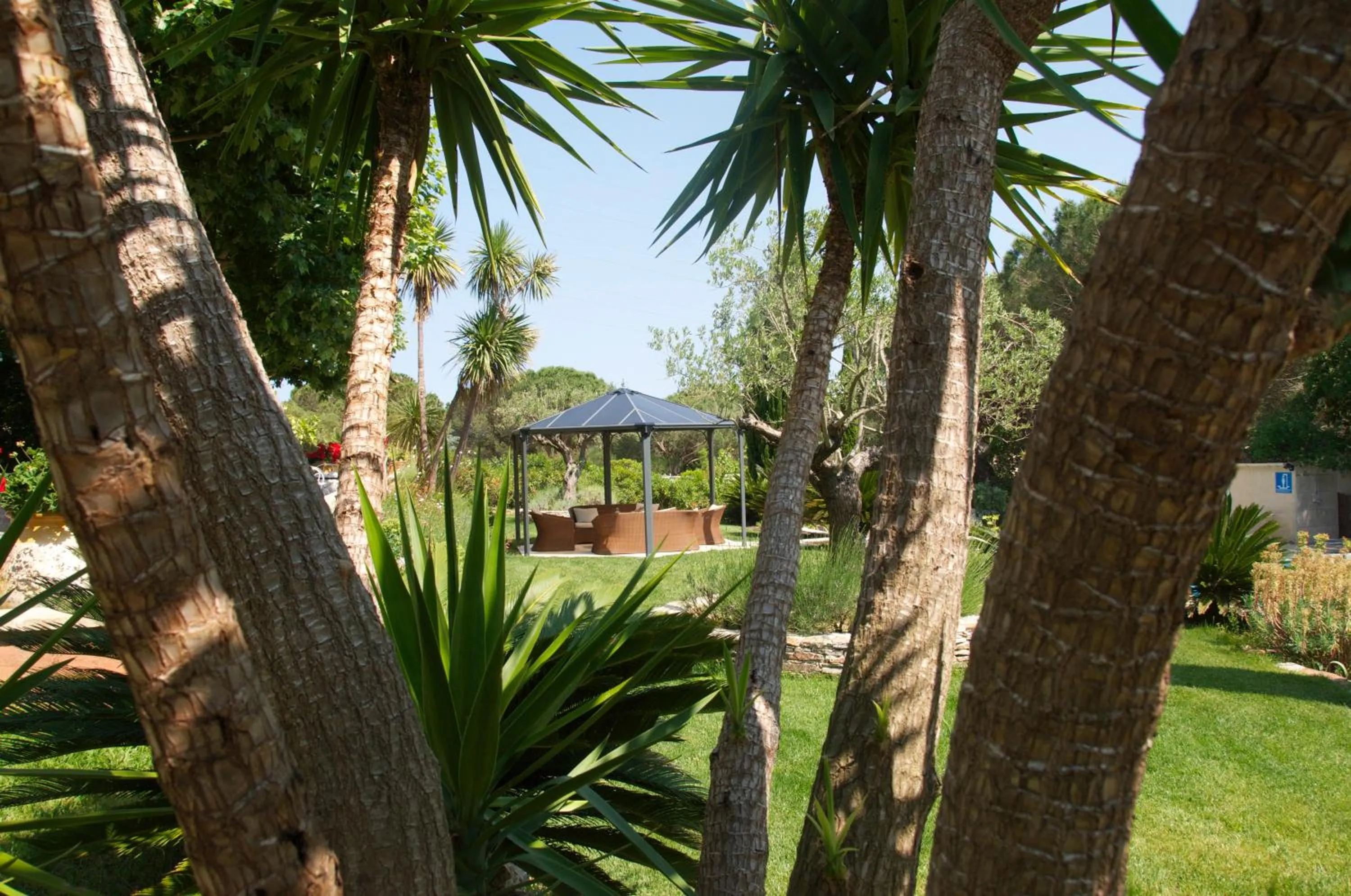 Property building in Bastide de l'Avelan