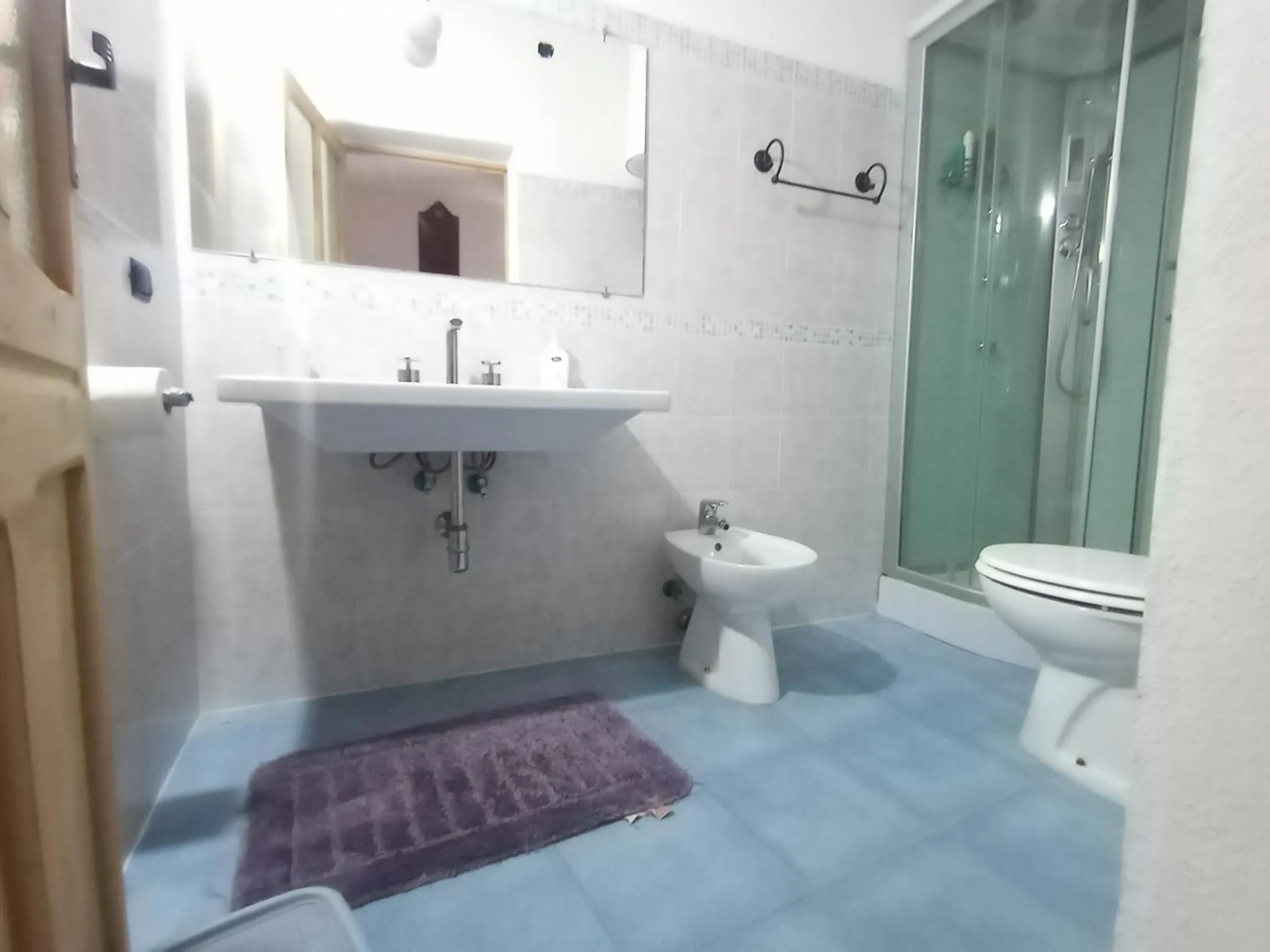 Bathroom in Orgosolo B&B Sardegna