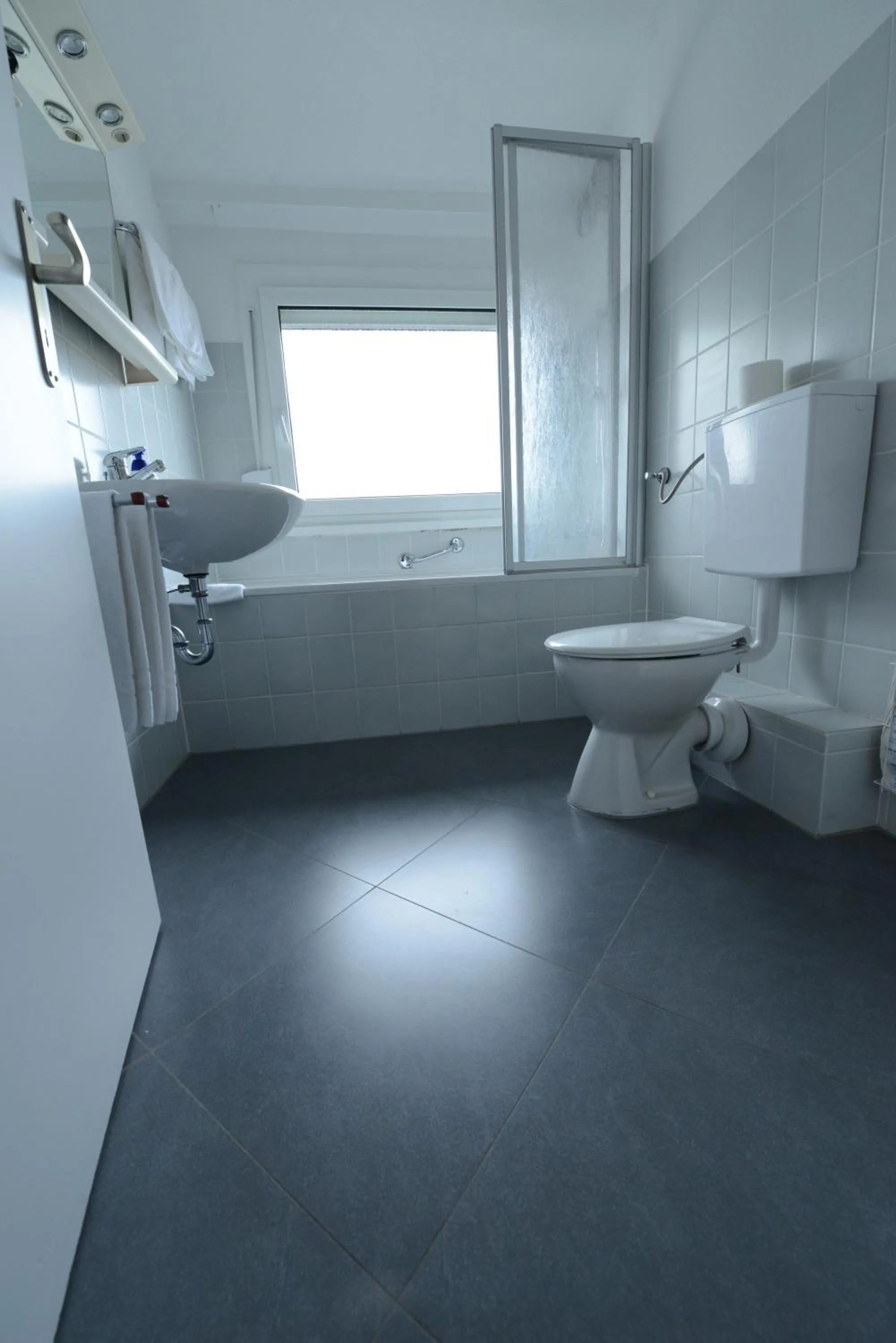 Bathroom in Hotel Bella Vista