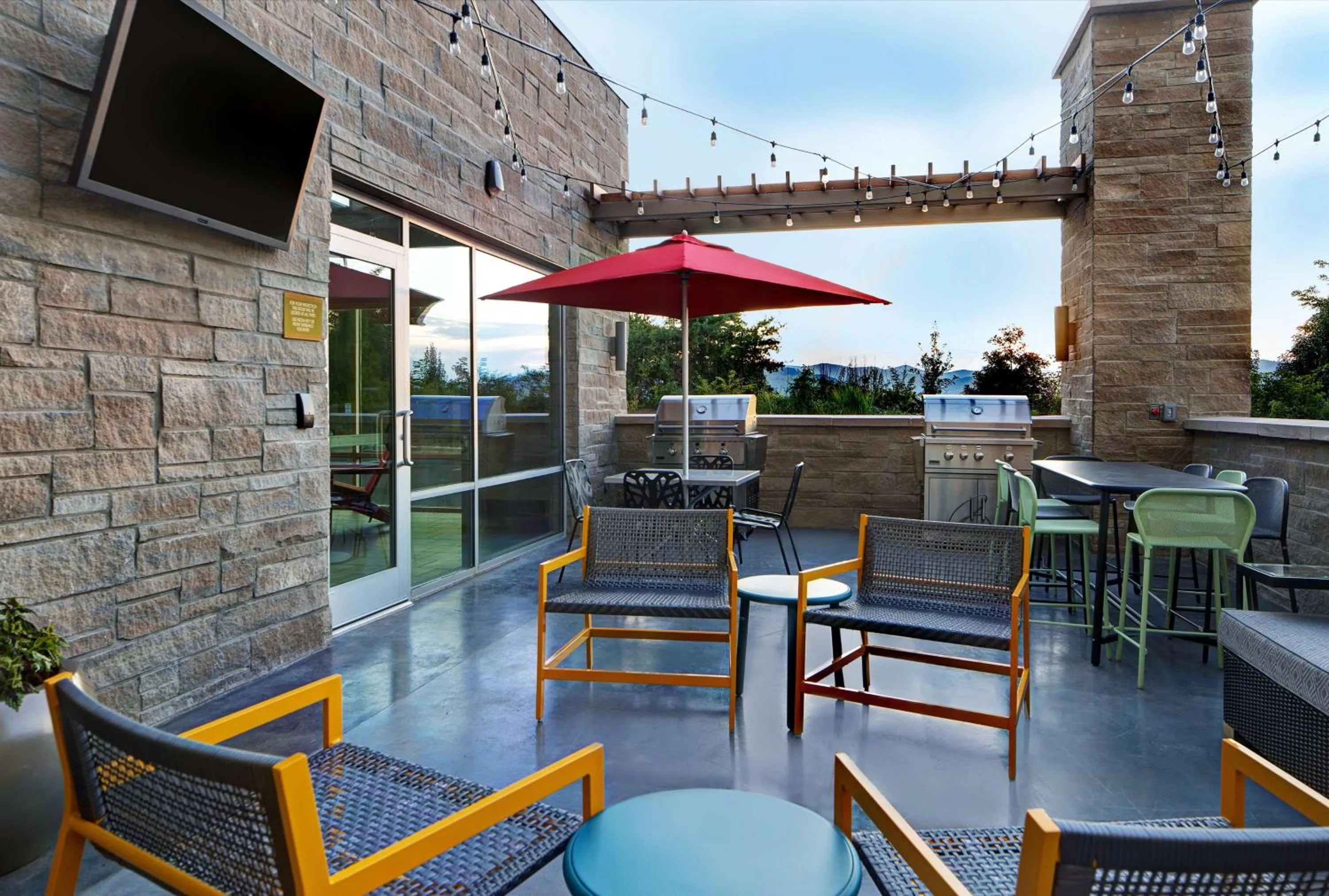 Patio in Home2 Suites By Hilton Asheville Airport